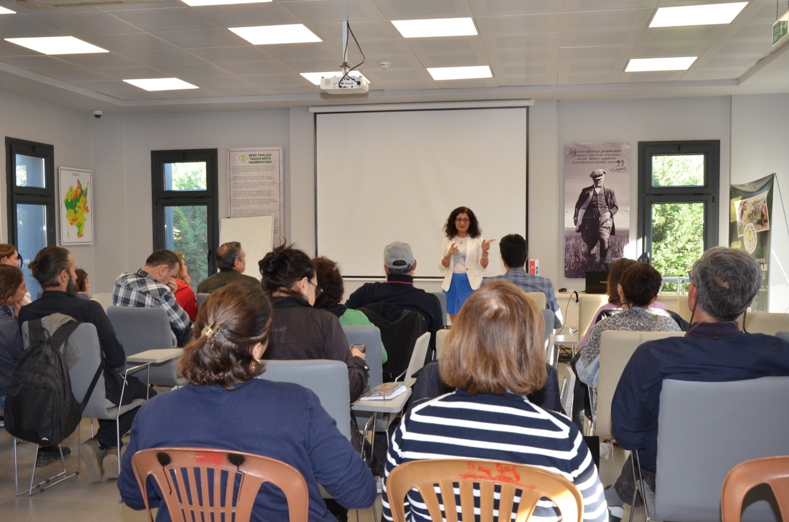 ÜRETİCİ PAZARINDA GERİ DÖNÜŞÜM HAFTASI