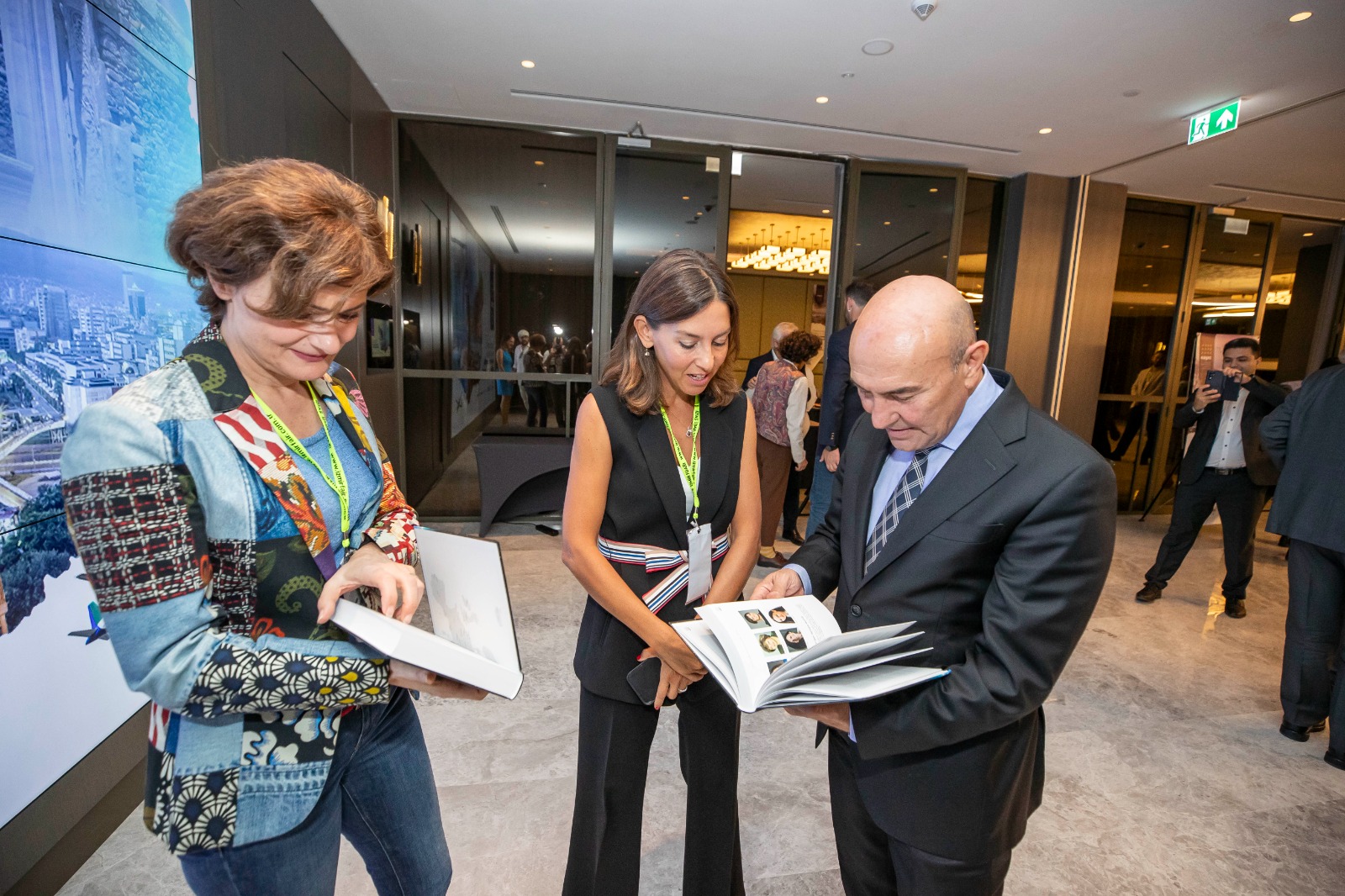 Soyer: “İzmir çeşitli renklerin, sayısız nefesin gücünü taşıyor”