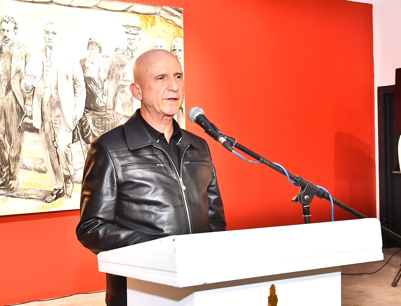 “Atatürk: İz Bırakan İlkler Dev Portreler” sergisi açıldı