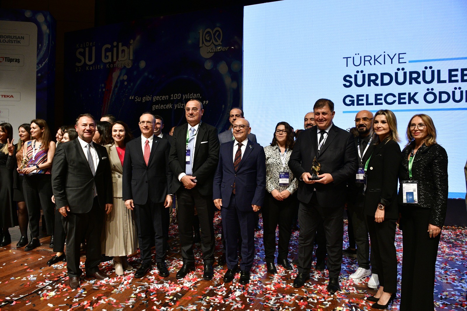 Karşıyaka Belediyesi’ne Türkiye Sürdürülebilir Gelecek Ödülü