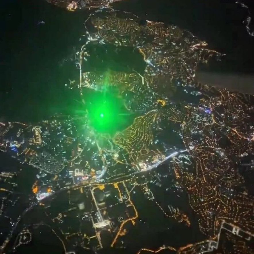İzmir - İstanbul yolcu uçağına lazerli taciz