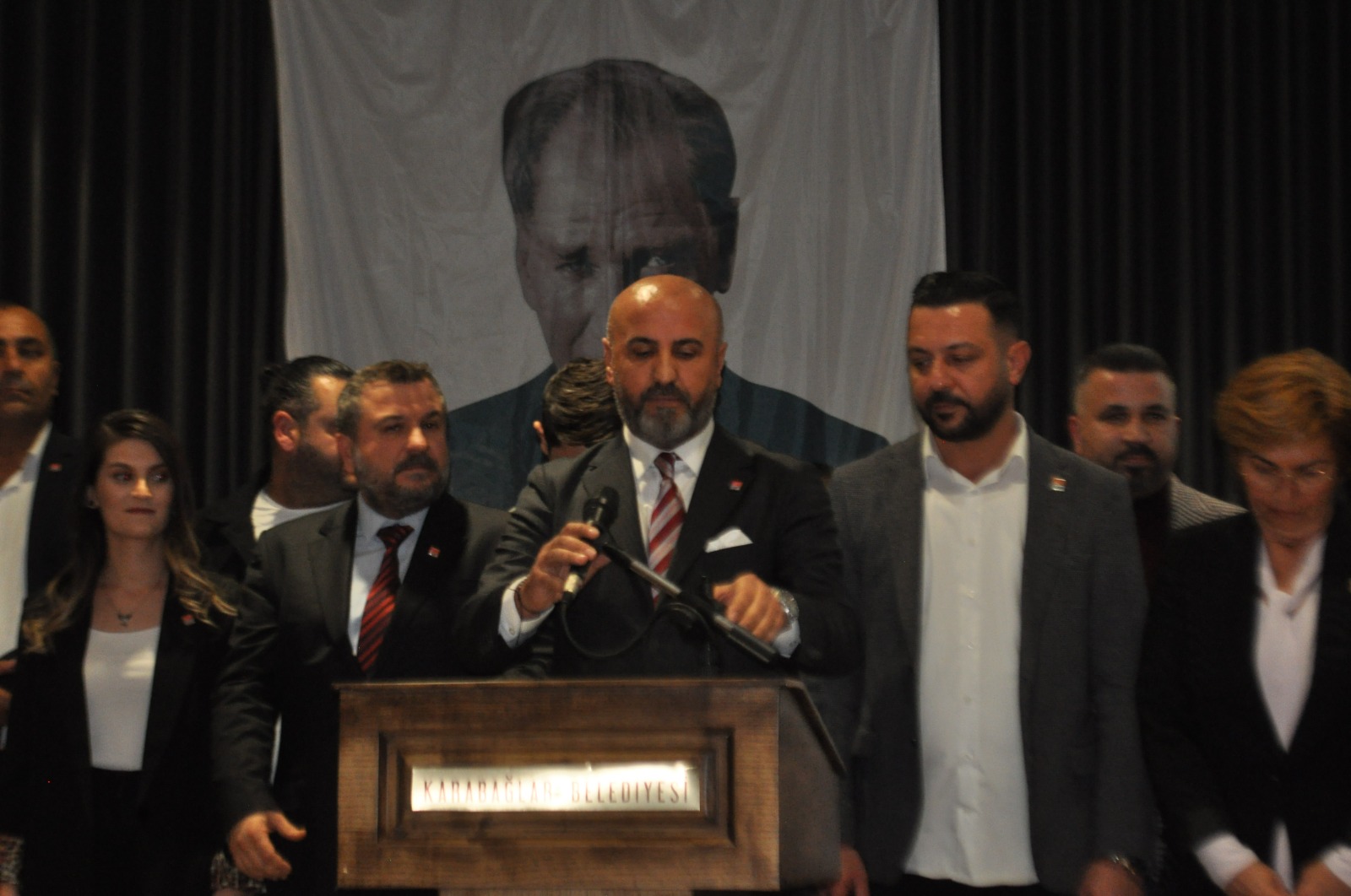 CHP Karabağlar İlçe Başkanlığı'ndan dayanışma yemeği