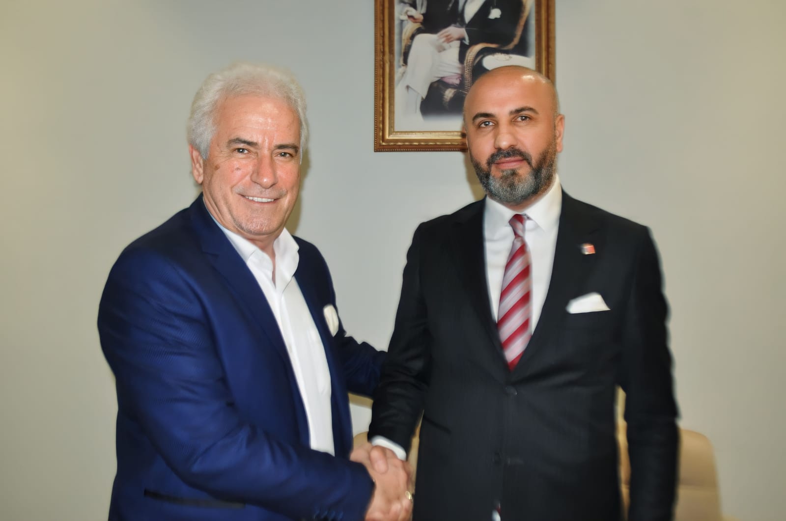 Salih ERKEK sordu, Bülent SÖZÜPEK cevapladı: Karabağlar'da 50 bin fark atacağız!