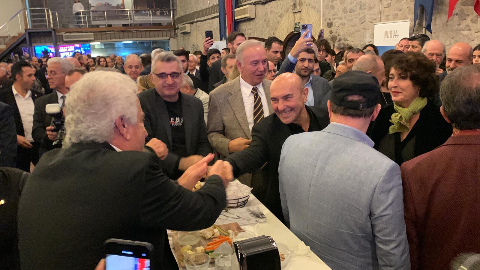 "İz Bırakanlar" ödüllerini aldı