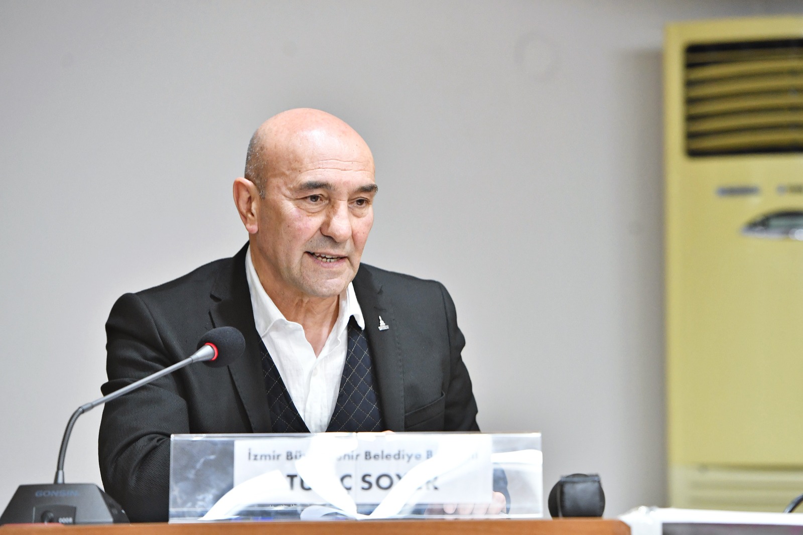 Başkan Soyer: "İzmir'in Çernobilini temizlememize izin vermediler"