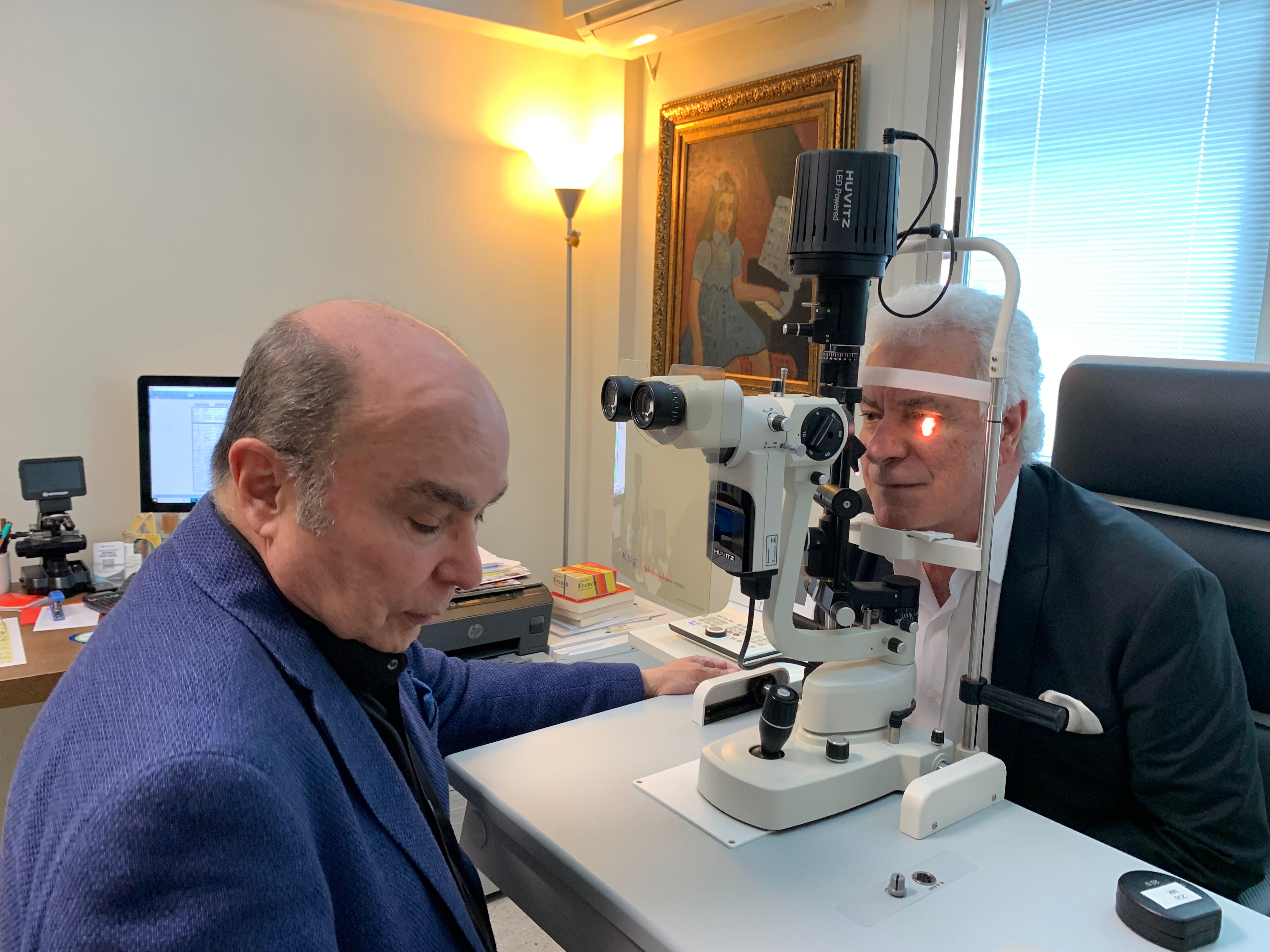 Salih Erkek'ten hastane çalışanlarına büyük övgü!