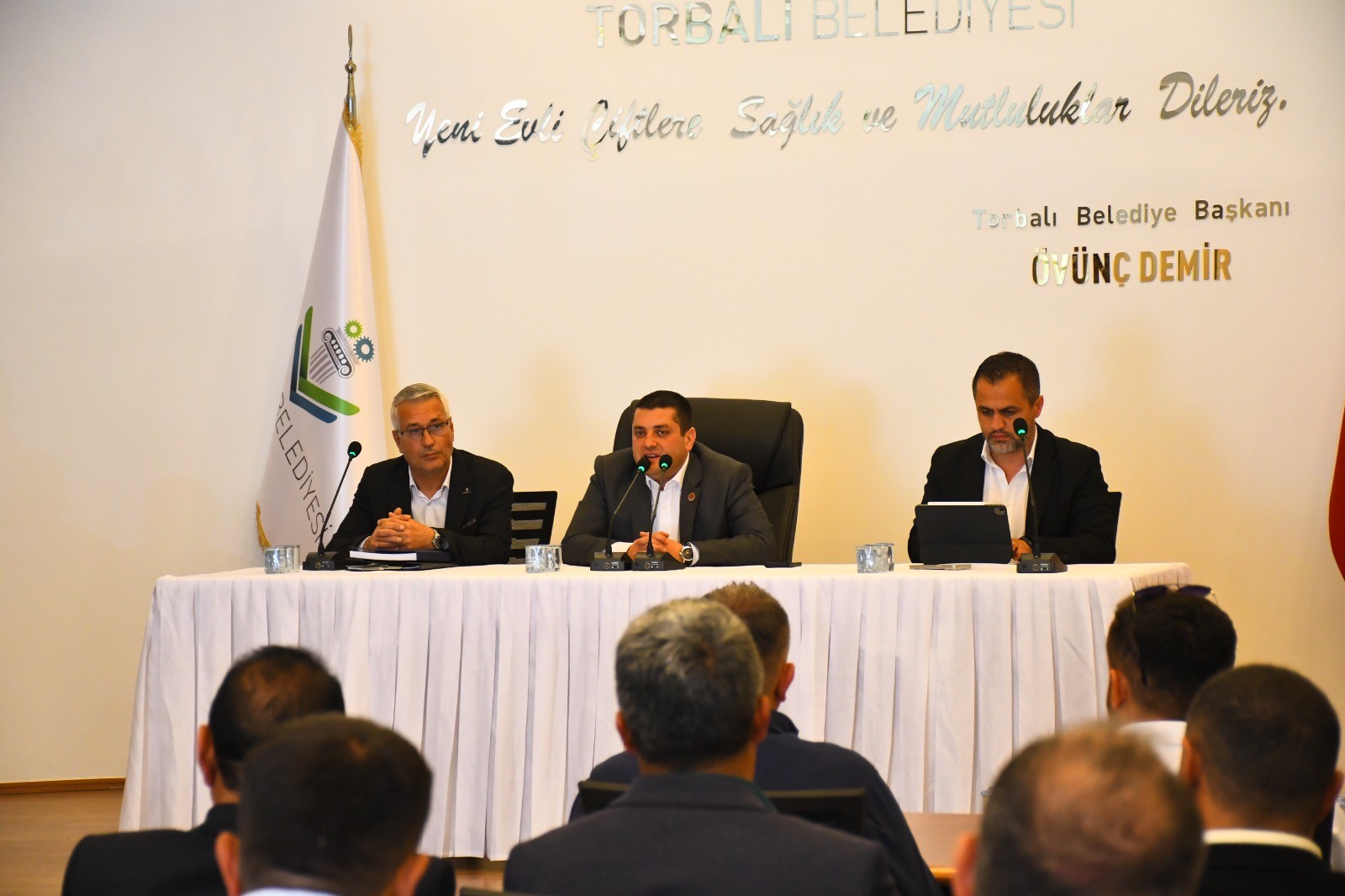 Başkan Demir muhtarlarla bir araya geldi