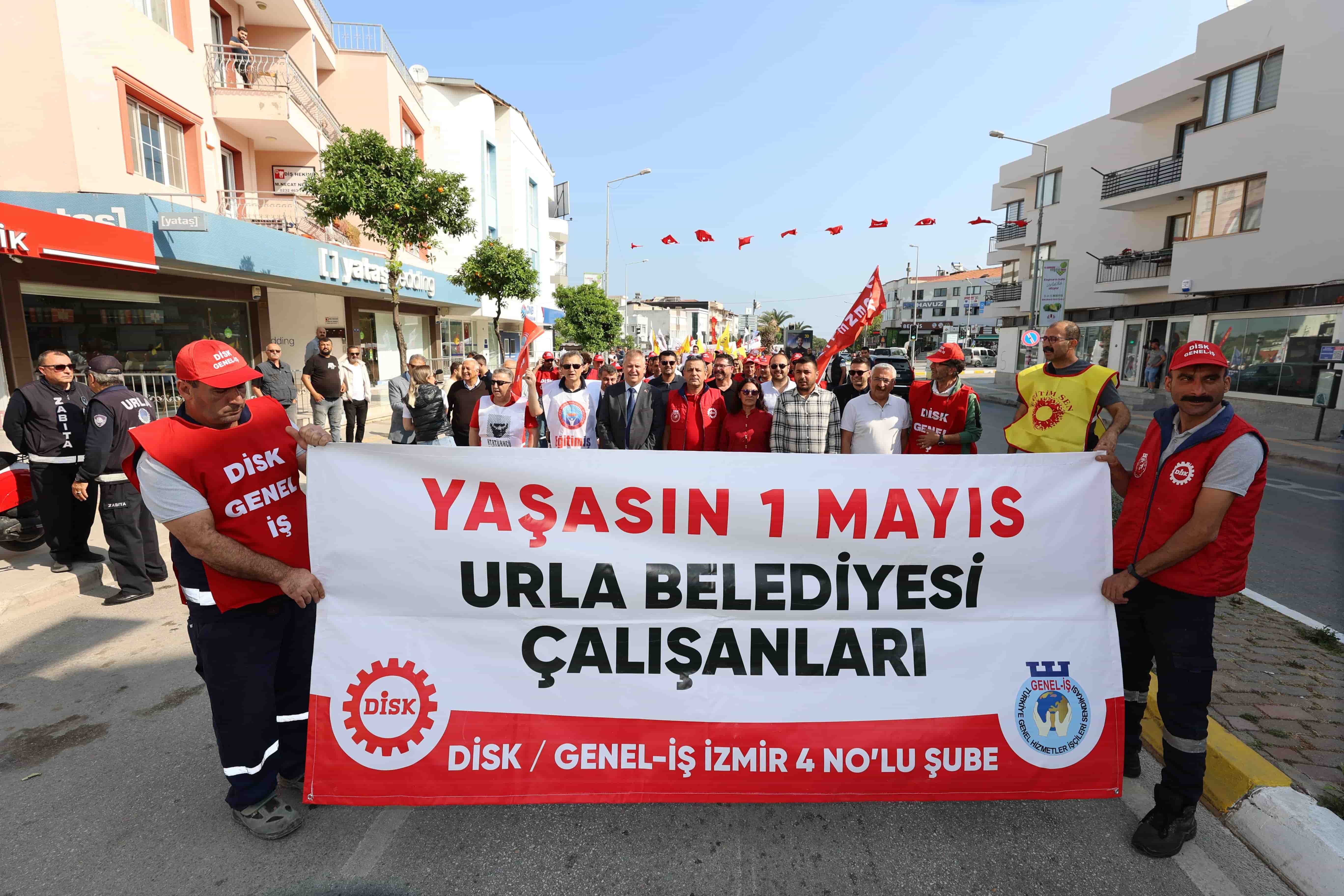 Urla'da 4 yıl sonra coşkulu 1 Mayıs kutlaması