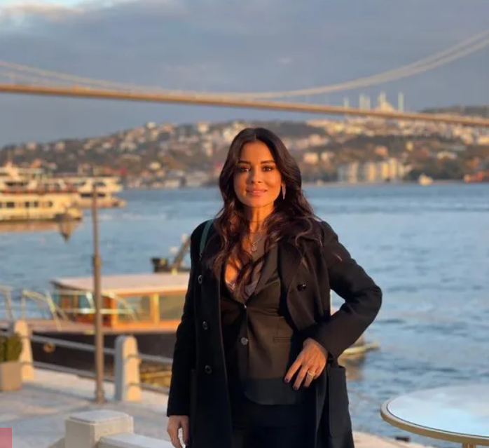 Serdar Ortaç göbeğinden zeytin yemişti! İlknur Soydaş'ın yeni hali şaşırttı