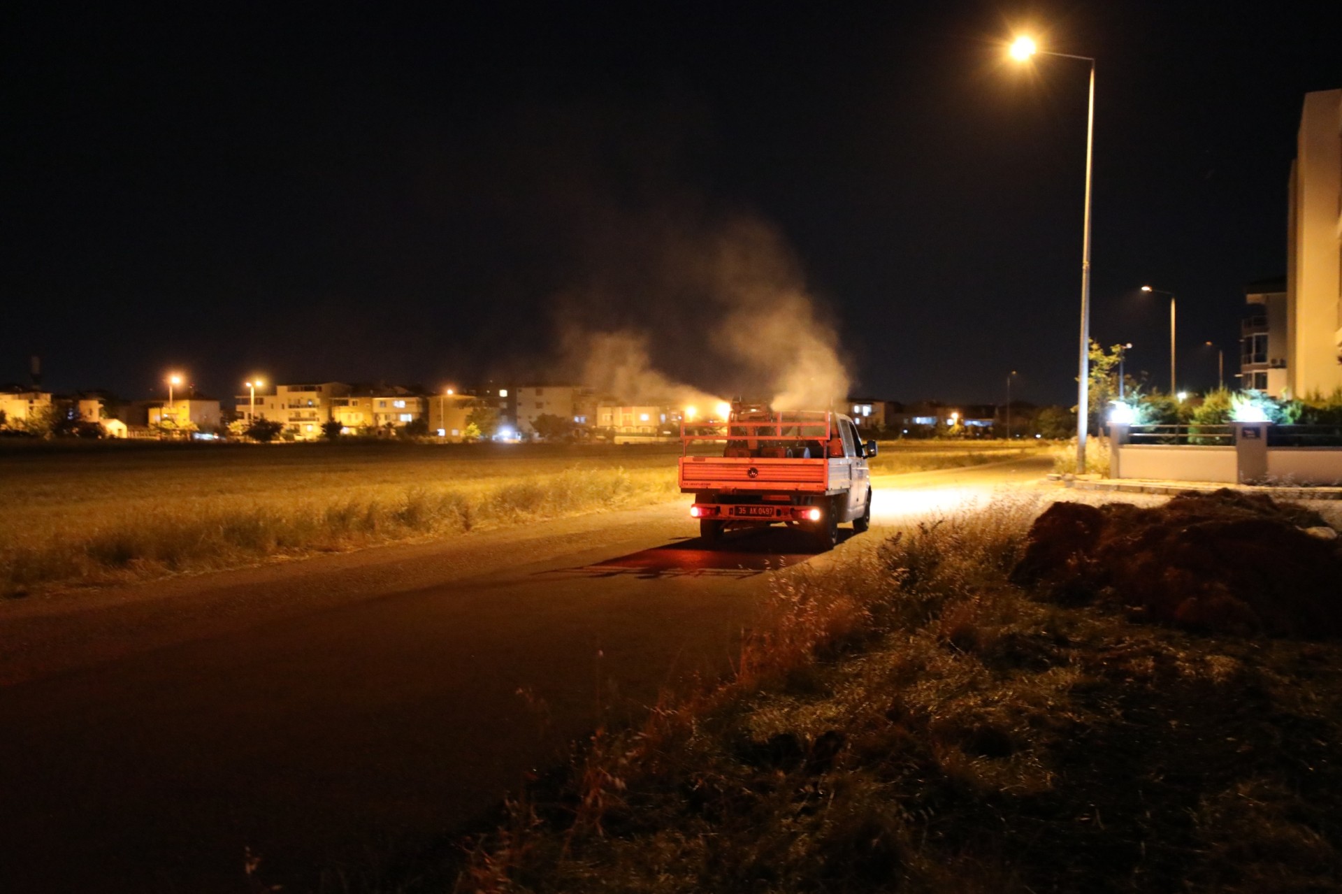 Menderes'te İlaçlama Seferberliği