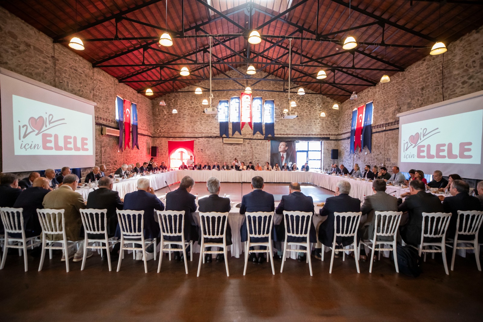 Başkan Tugay'dan açıklama: İzmir'i birlikte yöneteceğiz