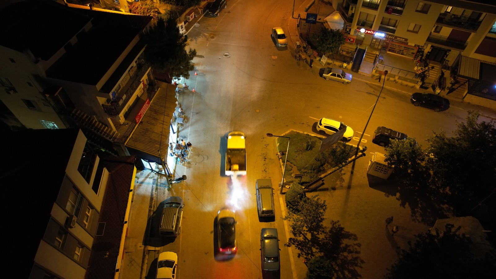 Güzelbahçe'de huzurlu bir yaz için ilaçlama yapıldı