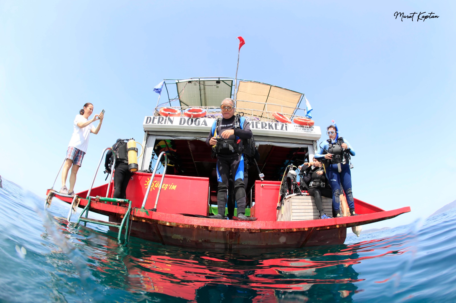 EGE’NİN İKİ YAKASI SUALTINDA BİRLEŞTİ