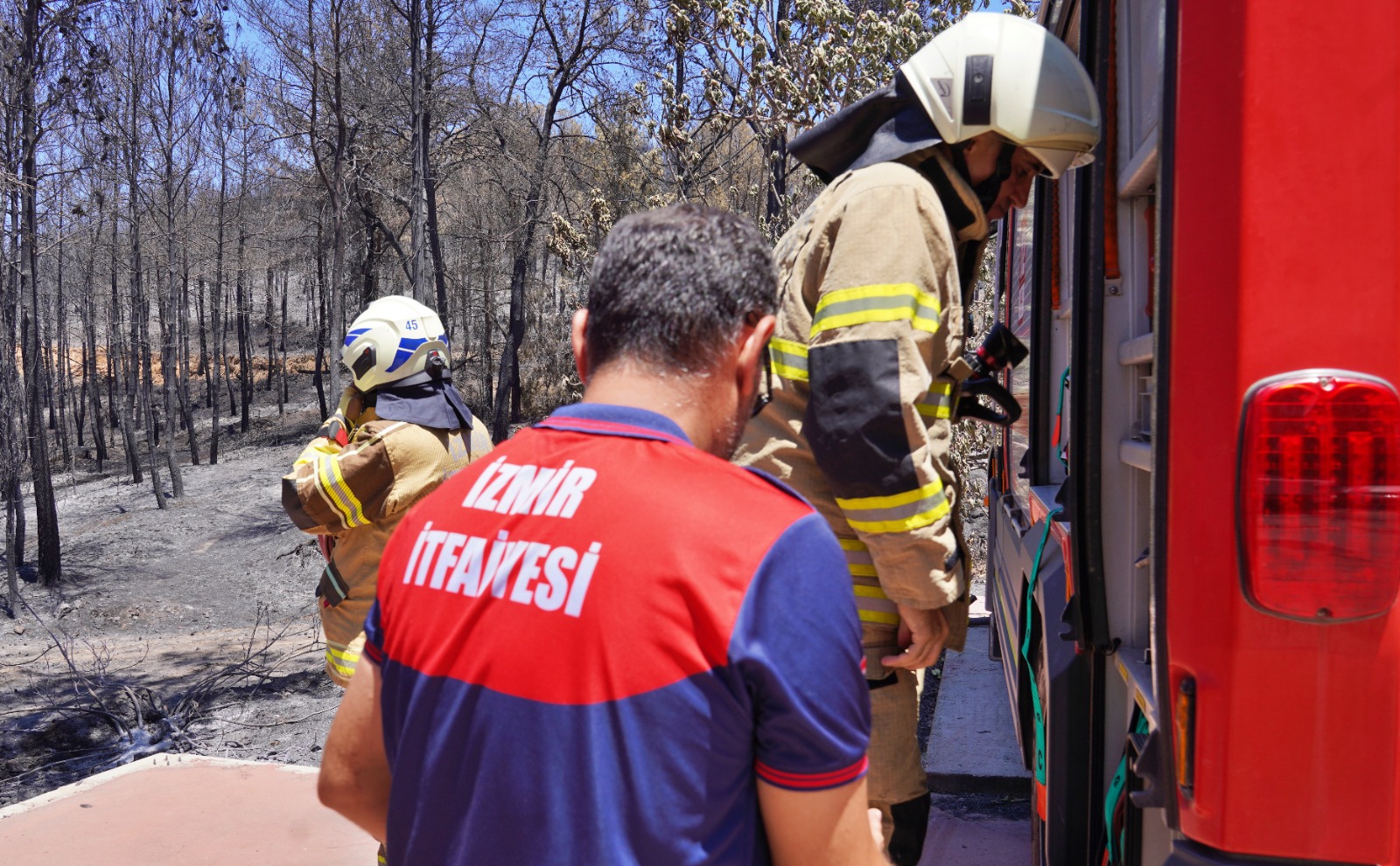 İzmir’in ateş savaşçıları ağaçlar için nöbette