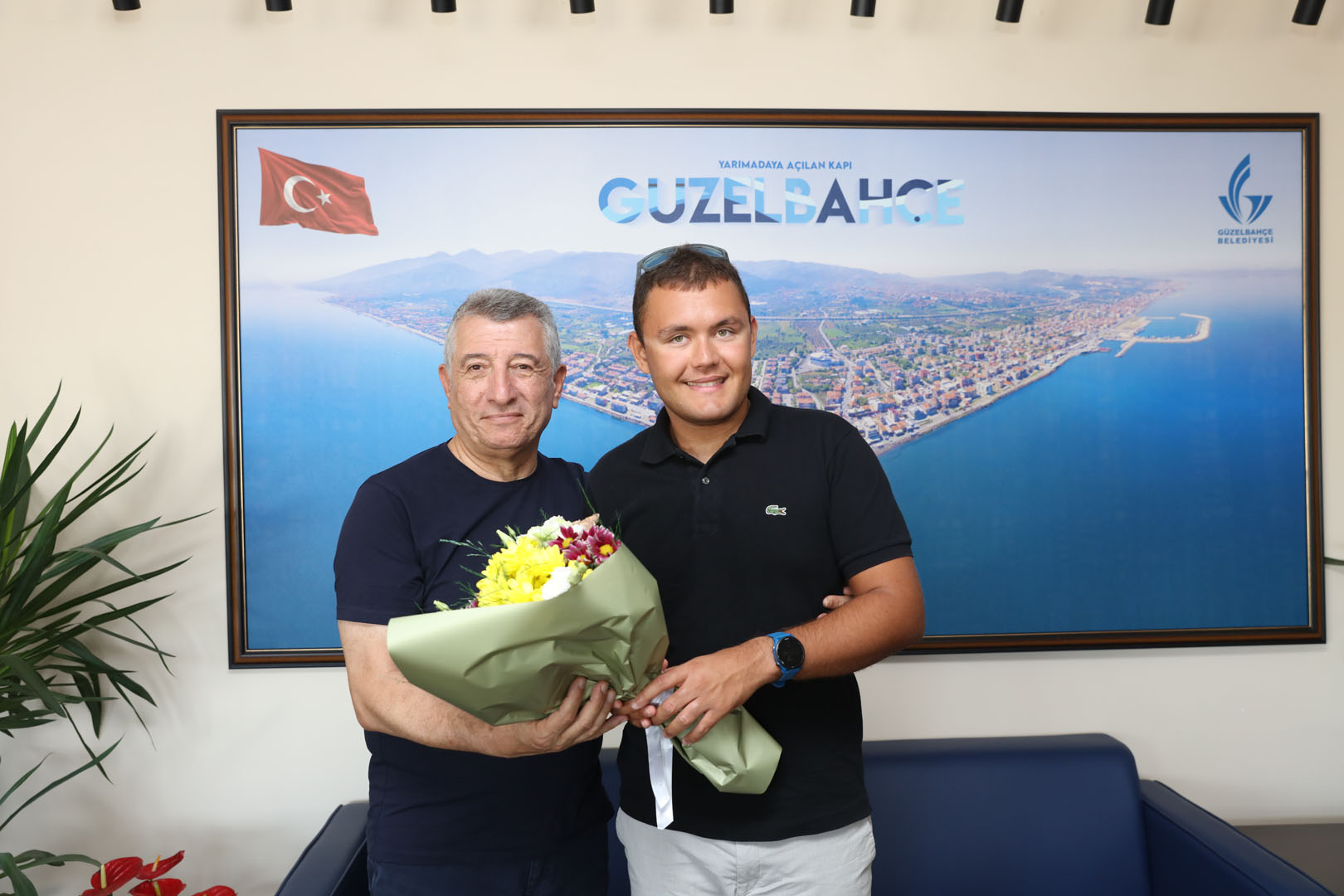 Otizmli Tuna’nın hedefi Manş Denizi’ni geçmek! Başkan Günay’dan destek