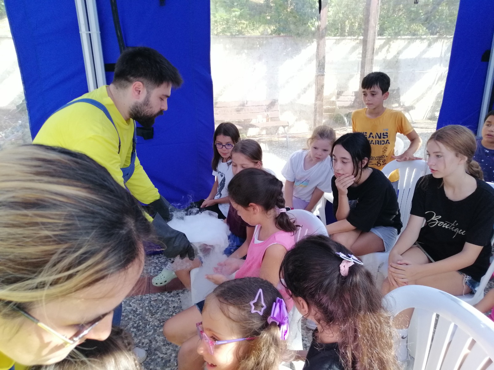 Yangından etkilenen çocuklara özel etkinlik