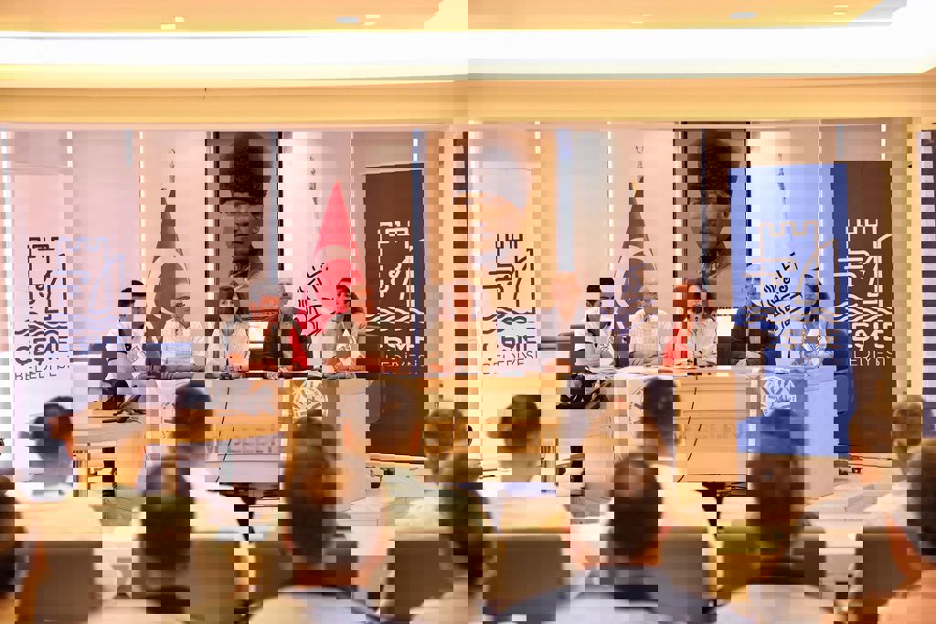 ÇEŞME BELEDİYESİ İLE TÜM BEL-SEN ARASINDA TİS İMZALANDI