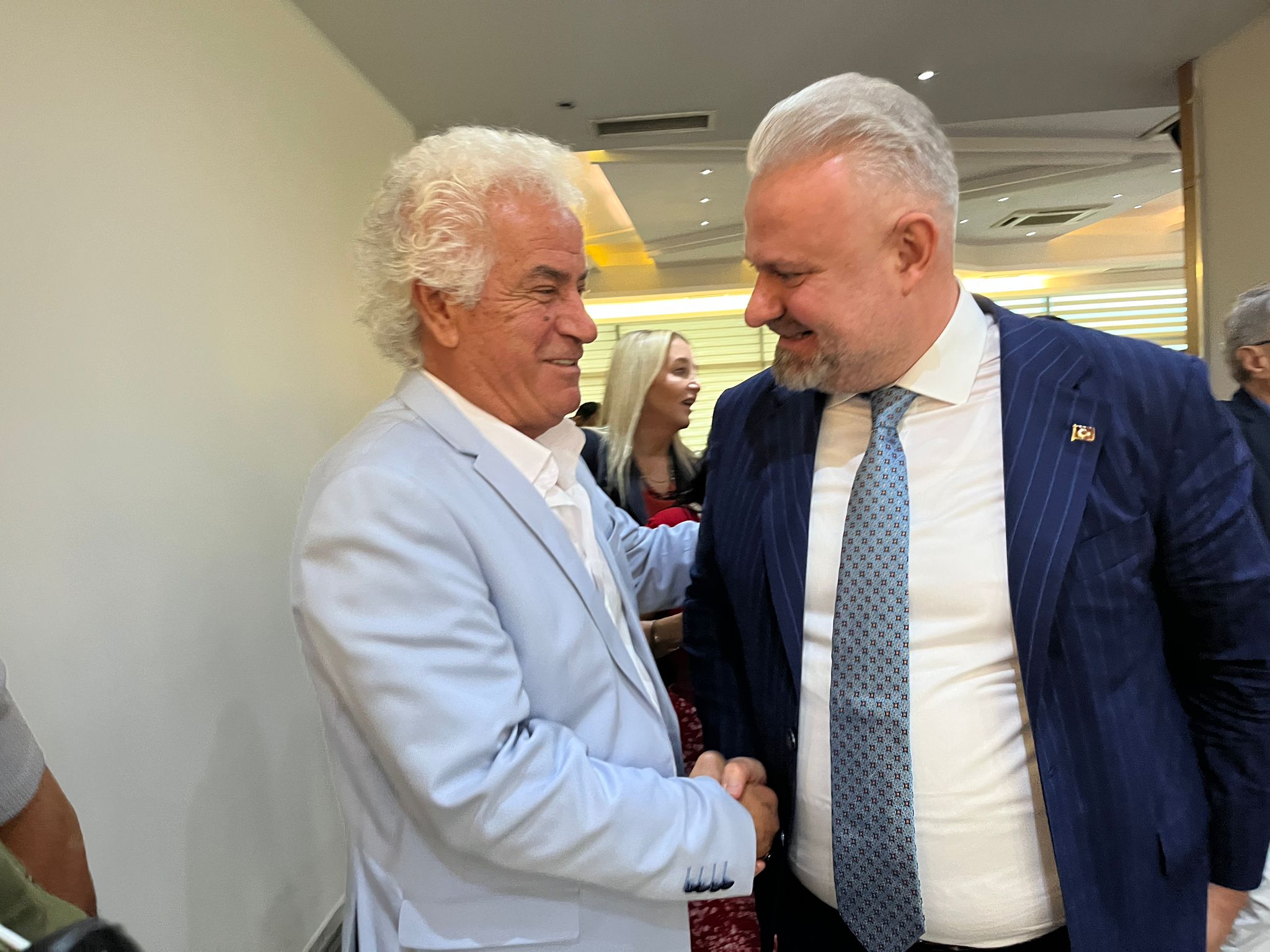 AK Parti teşkilatları tüm Türkiye'de sahaya indi