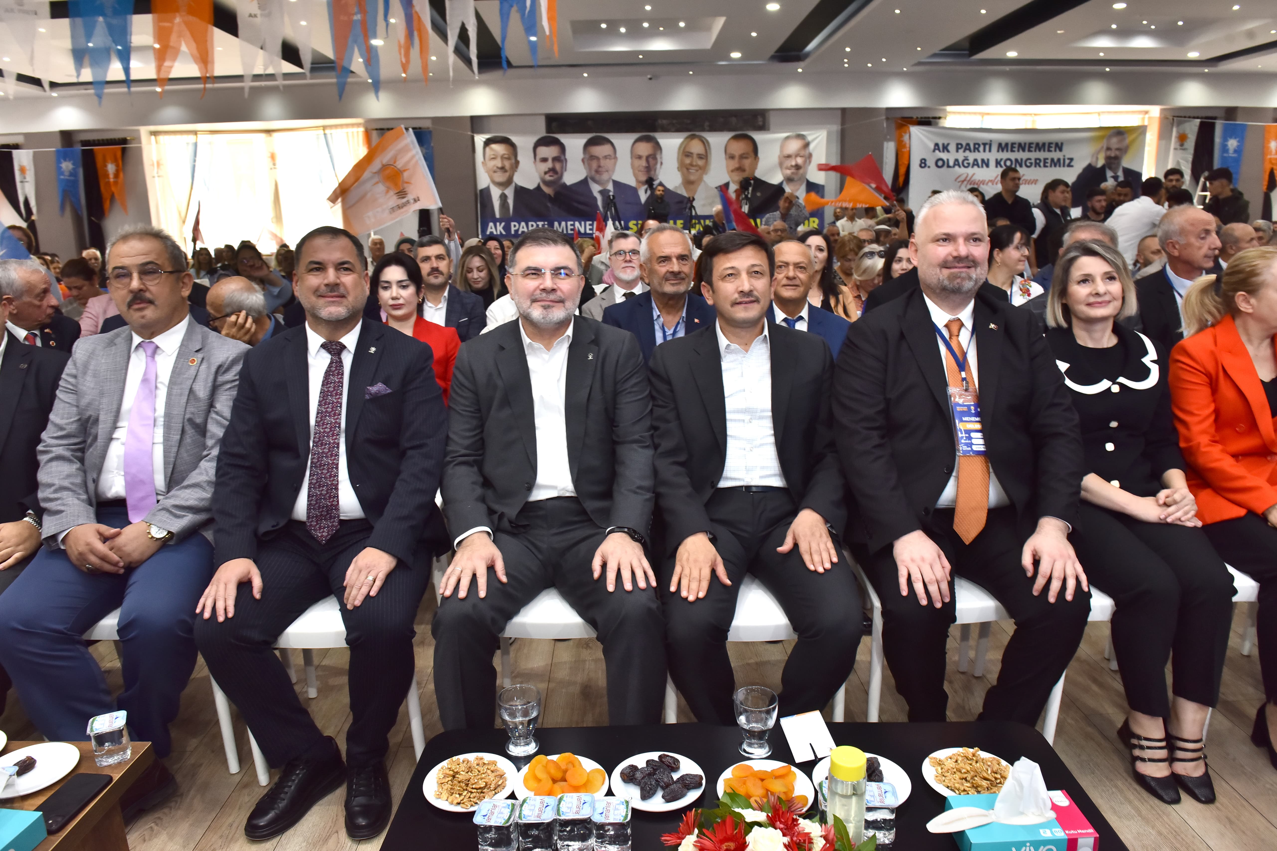 Hamza Dağ'dan CHP'li siyasetçilere: "İzmir'e çökmeye mi geldiniz?"