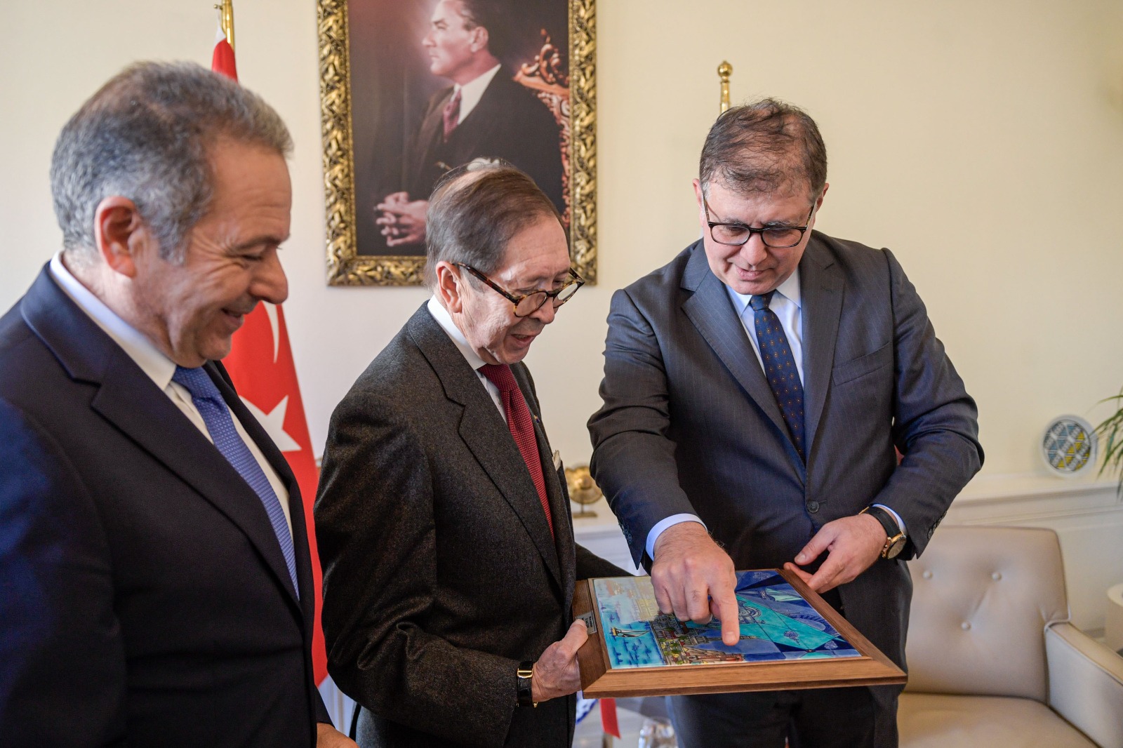 Kolombiya ile İzmir arasında kardeşlik ilişkileri gelişecek