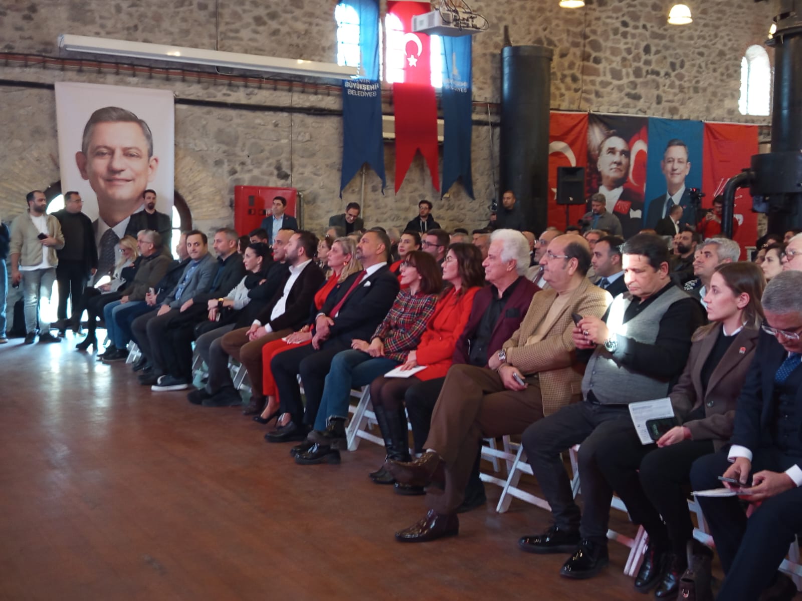 Başkan Aslanoğlu'ndan CHP İzmir raporu 2 yılda neler yapıldı?