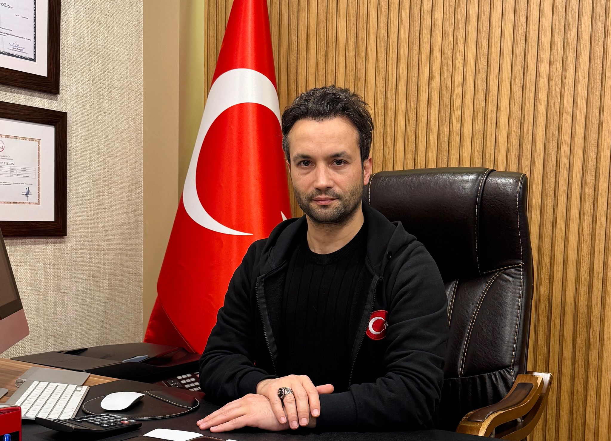 Psikolog Mu, Psikiyatrist Mi? Doğru Tercih Hangisi?