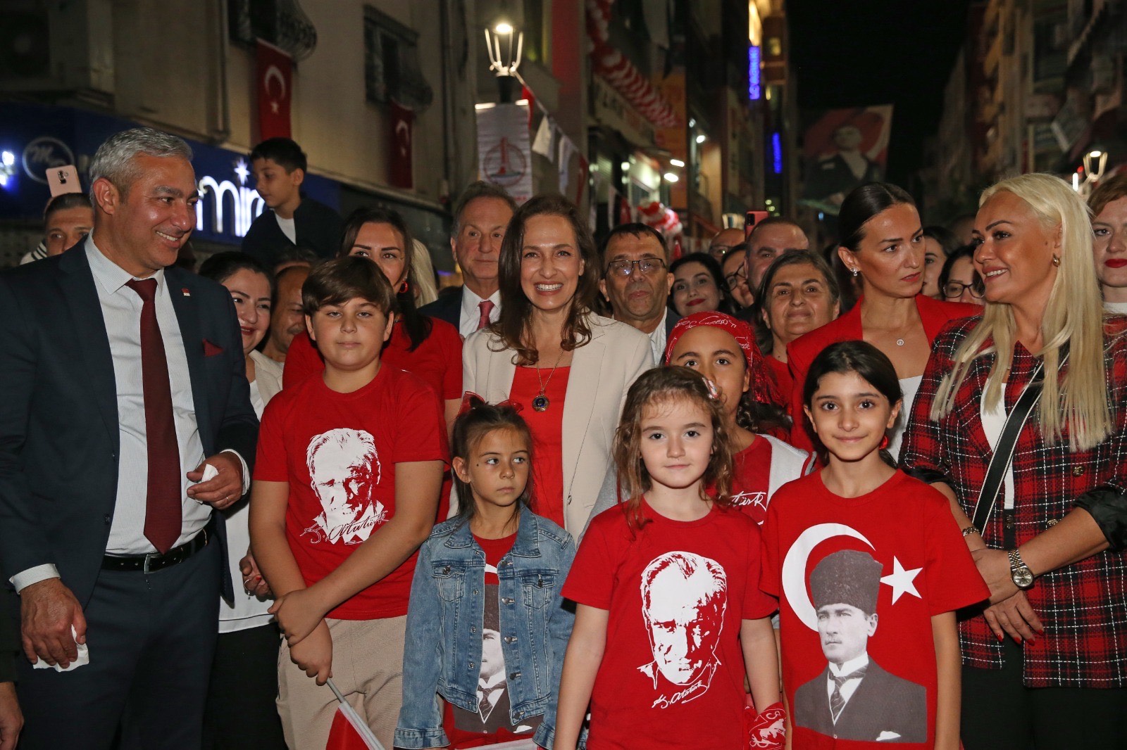 Karşıyaka Belediyesi’nden çevreci çocuklara ödül