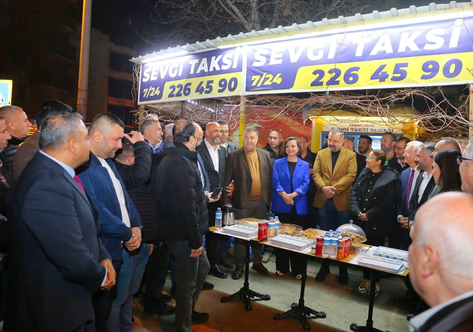 Başkan Kınay, taksicilerle sahurda buluştu