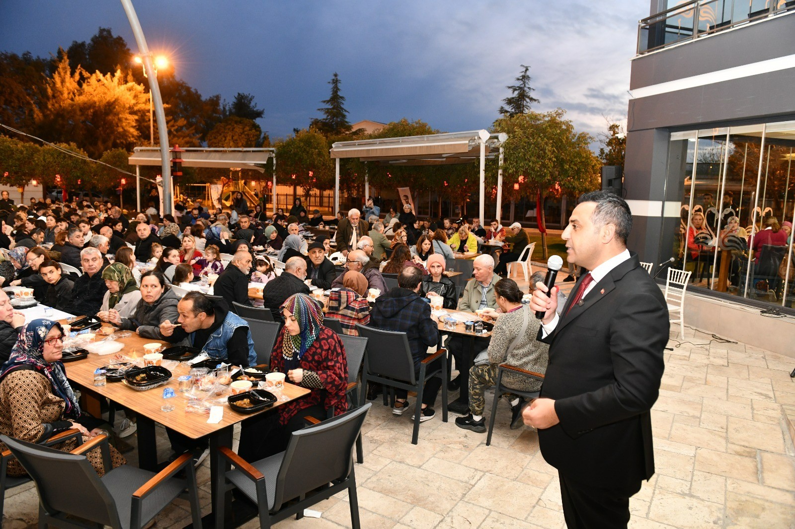 Çiğli Belediyesi’nden Sosyal Dayanışma