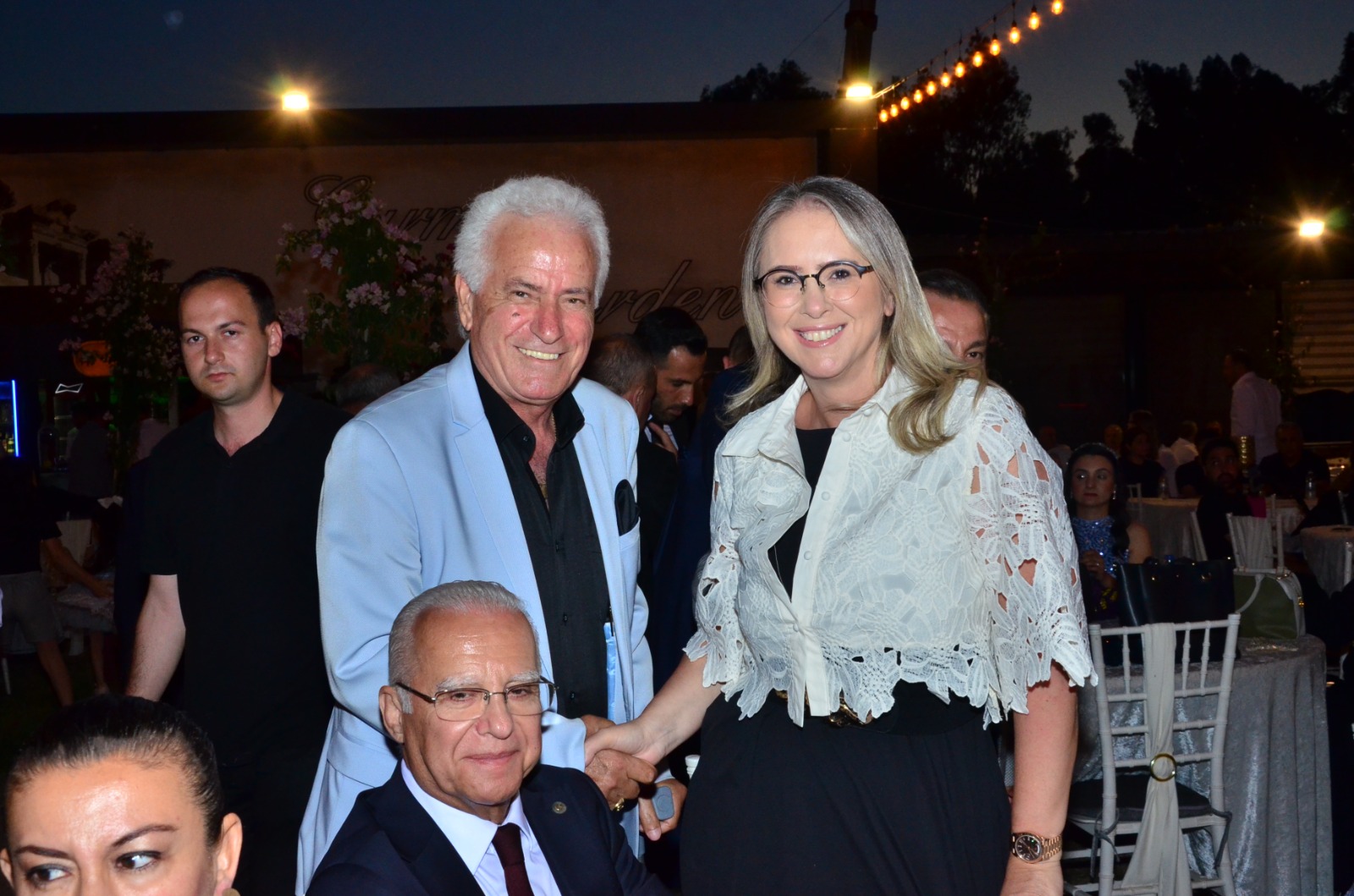 Alptekin ve Dündar Ailelerinin mutlu günü: Gülten ve Furkan Dünyaevine Girdi