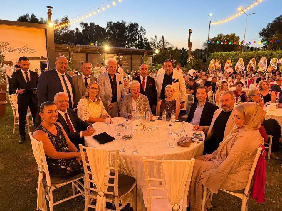 Alptekin ve Dündar Ailelerinin mutlu günü: Gülten ve Furkan Dünyaevine Girdi