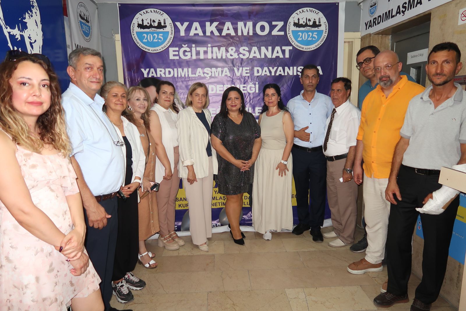 YAKAMOZ DERNEĞİ GÖRKEMLİ BİR TÖRENLE AÇILDI