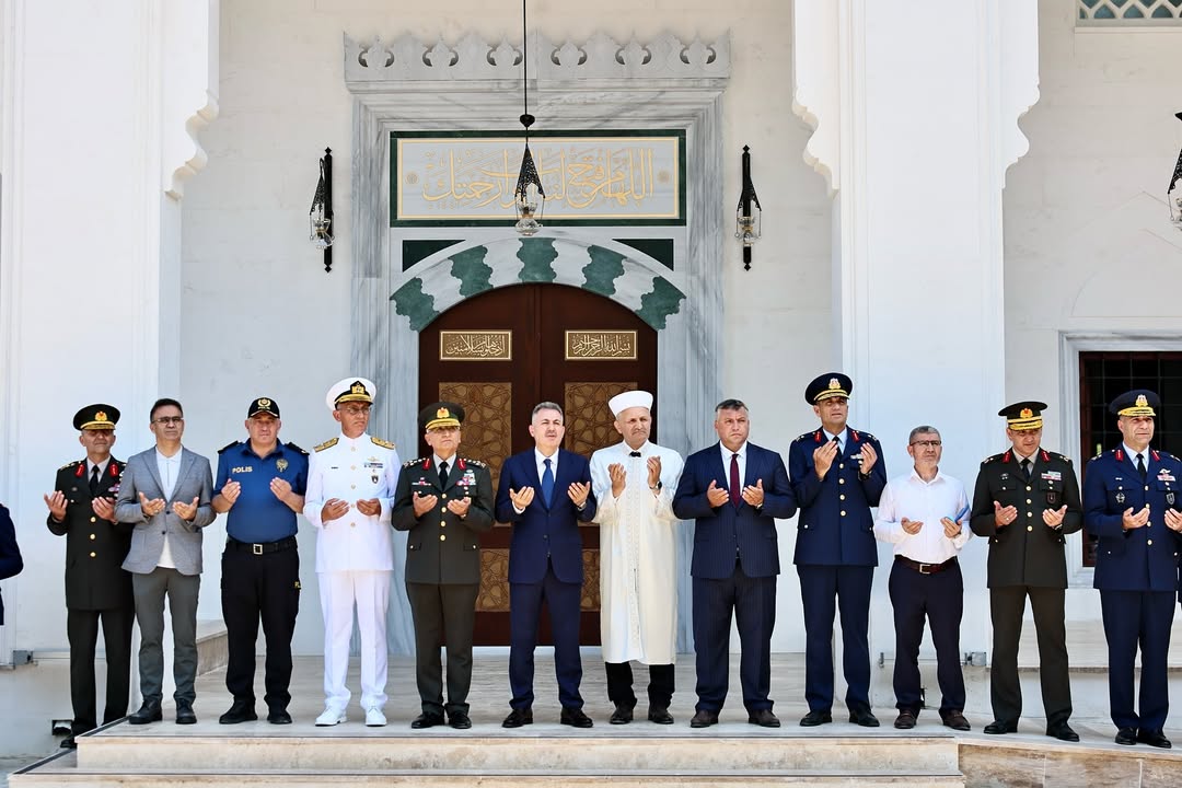 İzmir Hava Teknik Okullar Komutanlığı’na yeni cami: Açılış Cumhurbaşkanı Erdoğan’ın katılımıyla yapıldı