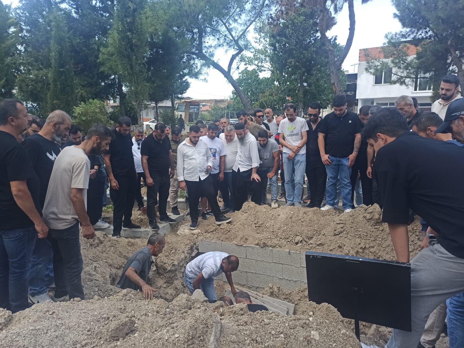 Erkek, Sevinç, Dağ, Birleşik, Kaymaz, San, Akgül ve Doğan ailelerinin acı günü: Hacı Muhsin Doğan vefat etti