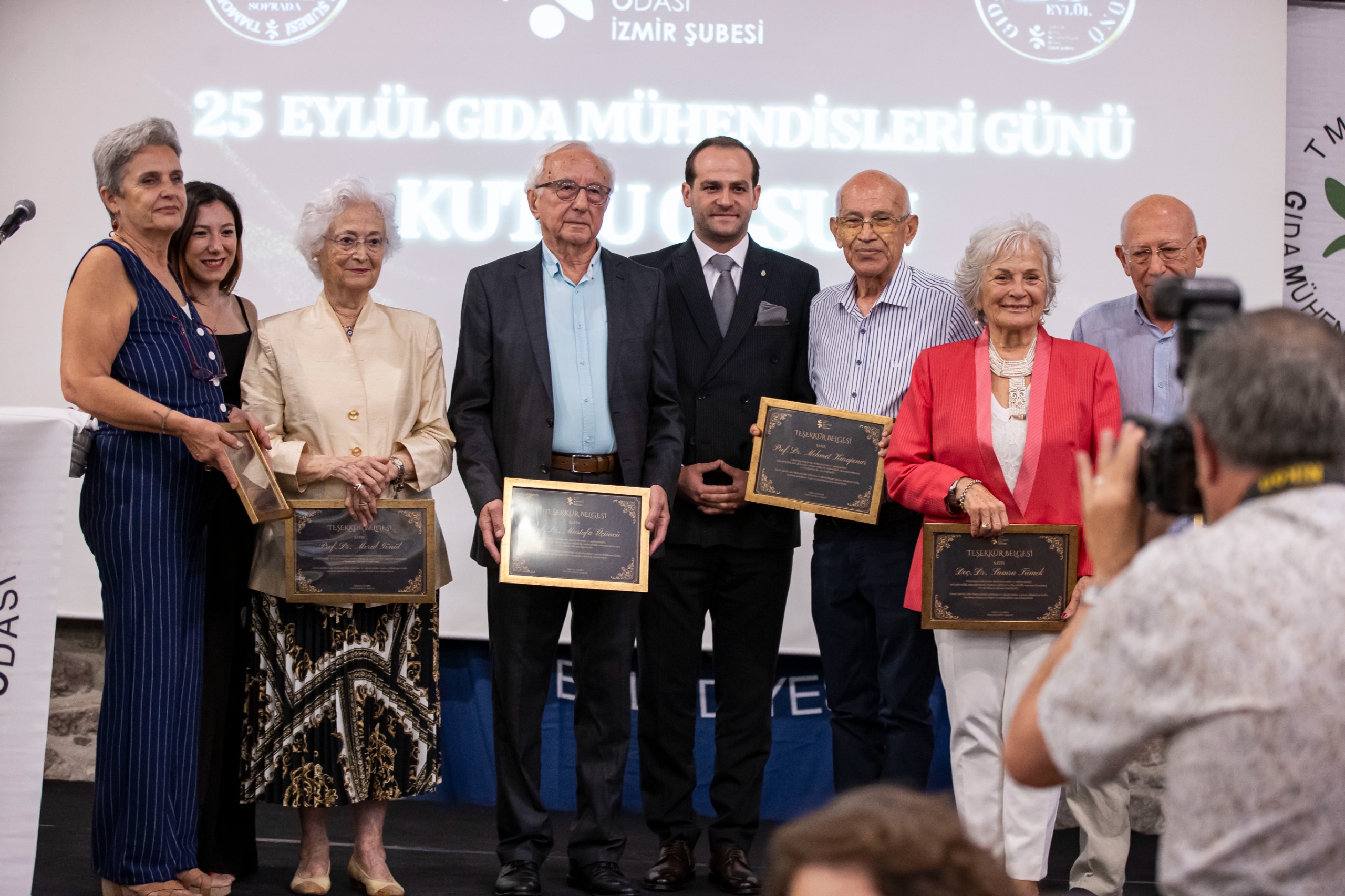 Tugay: Sizinle dayanışma içinde olursak güç kazanabiliriz