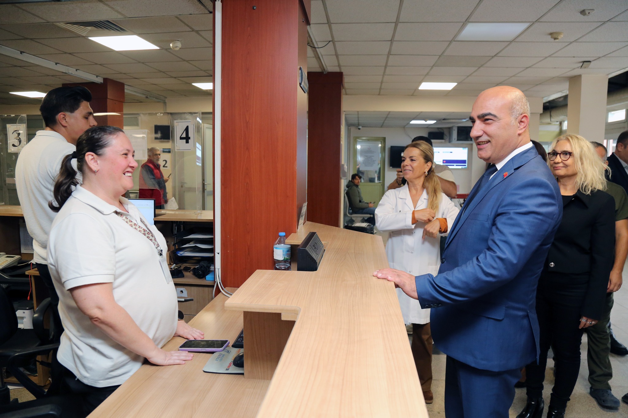 İzmir İl Sağlık Müdürü Ayhan Kul’dan Dr. Suat Seren Hastanesi’ne ziyaret