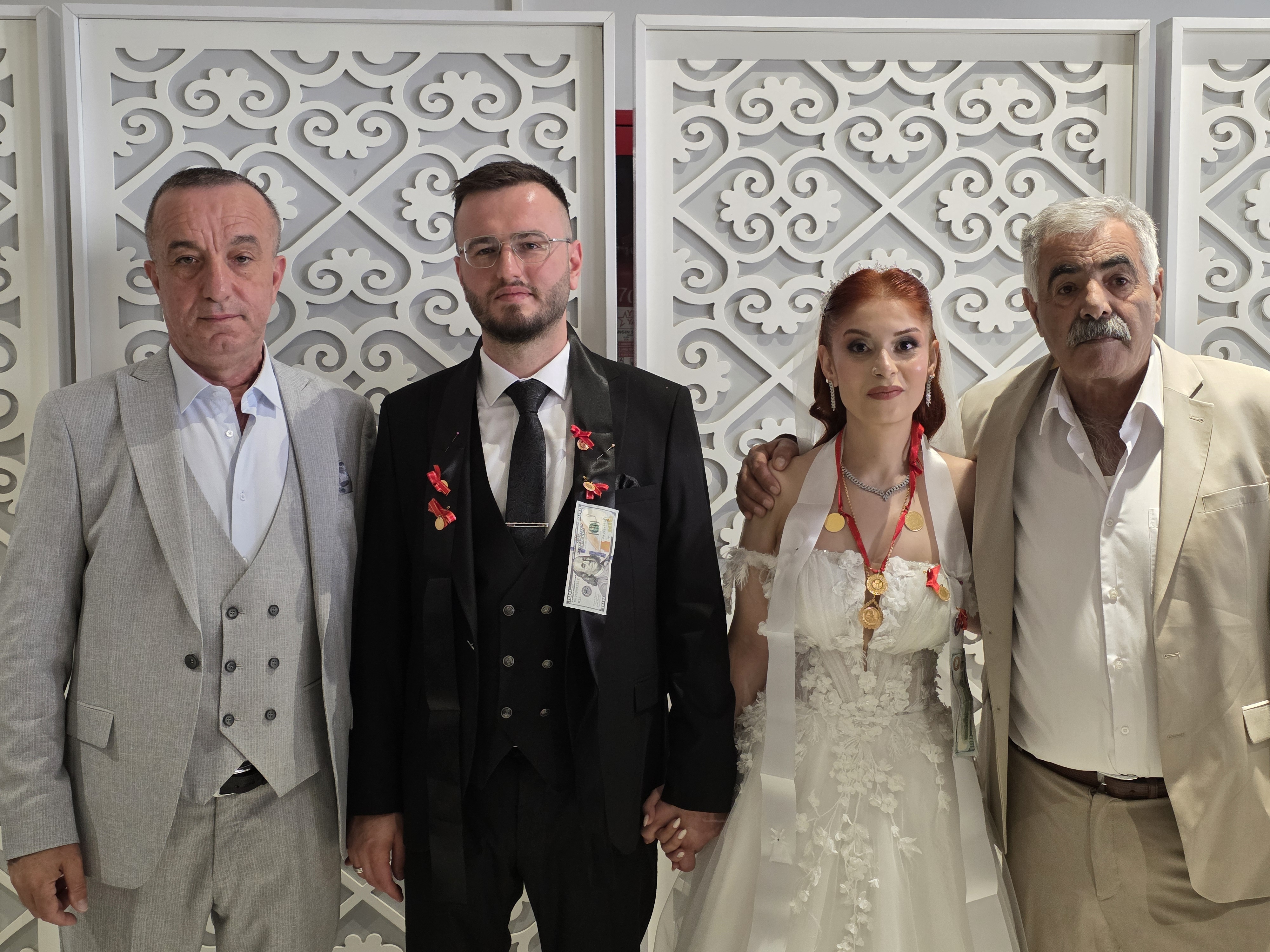 İrem Albayram ile Mertcan Sevinç dünya evine girdi