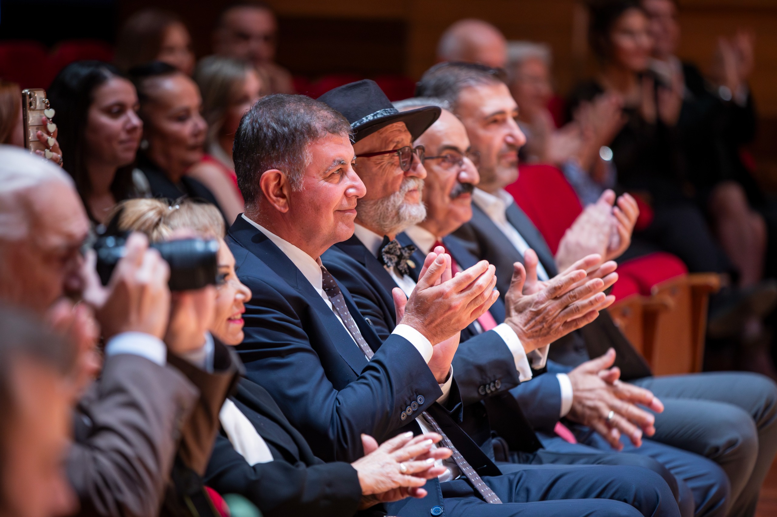 Başkan Tugay: Kültürün, sanatın, bilimin ve emeğin yanında olmayı sürdüreceğiz