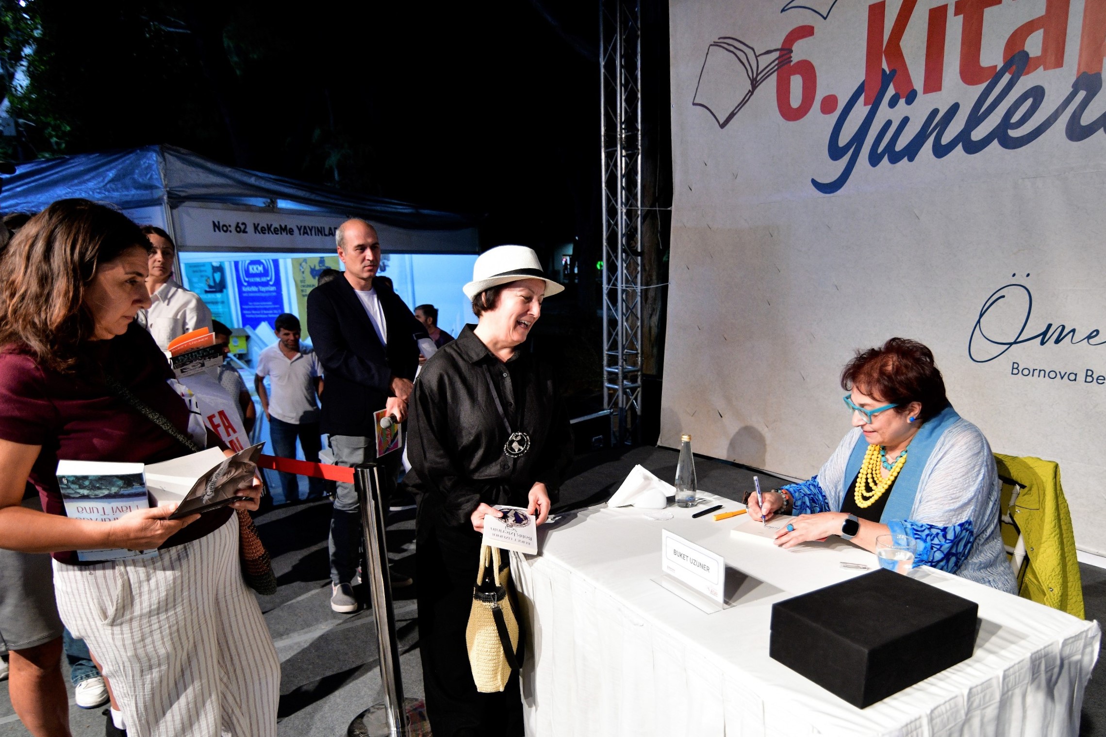 Bornova 10 gün boyunca kitap kokusuyla doldu