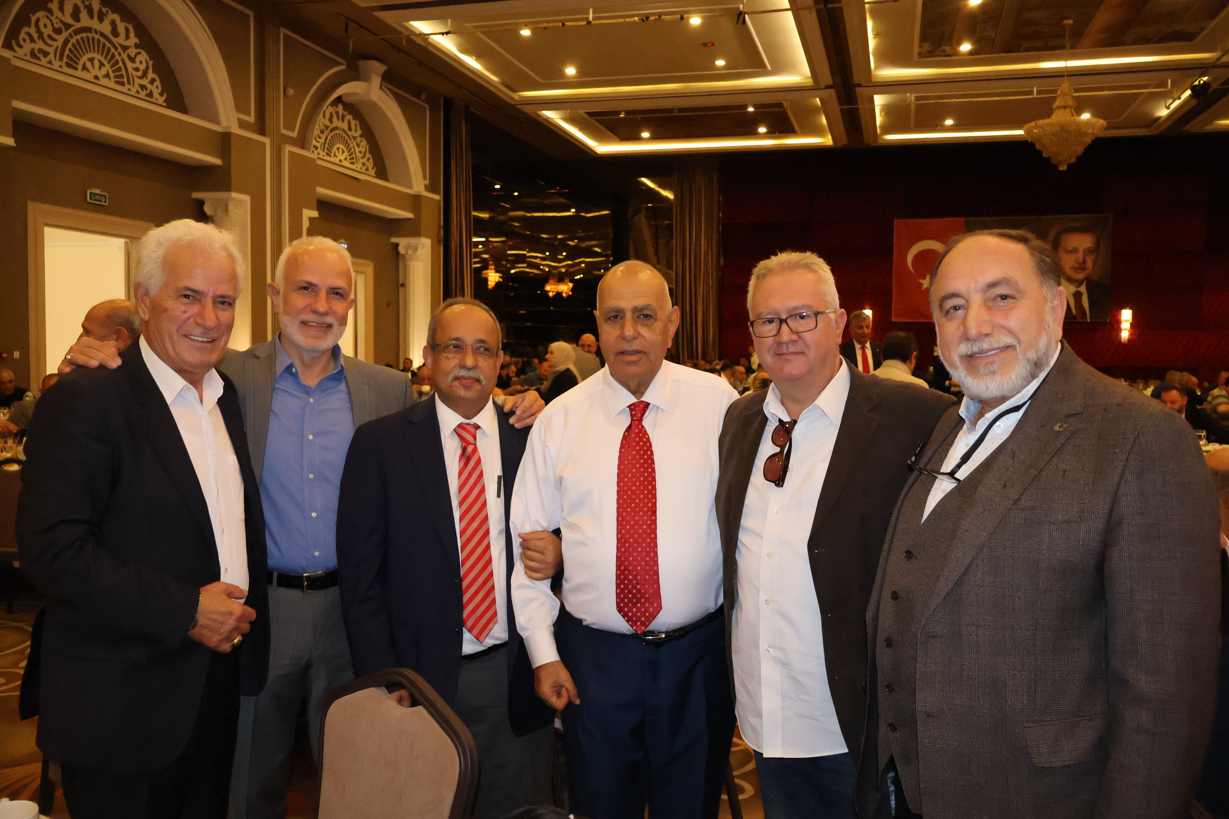 İzmir'de "Büyük Kardeşlik" Buluşması: Birlik, Dayanışma ve Umut Mesajı