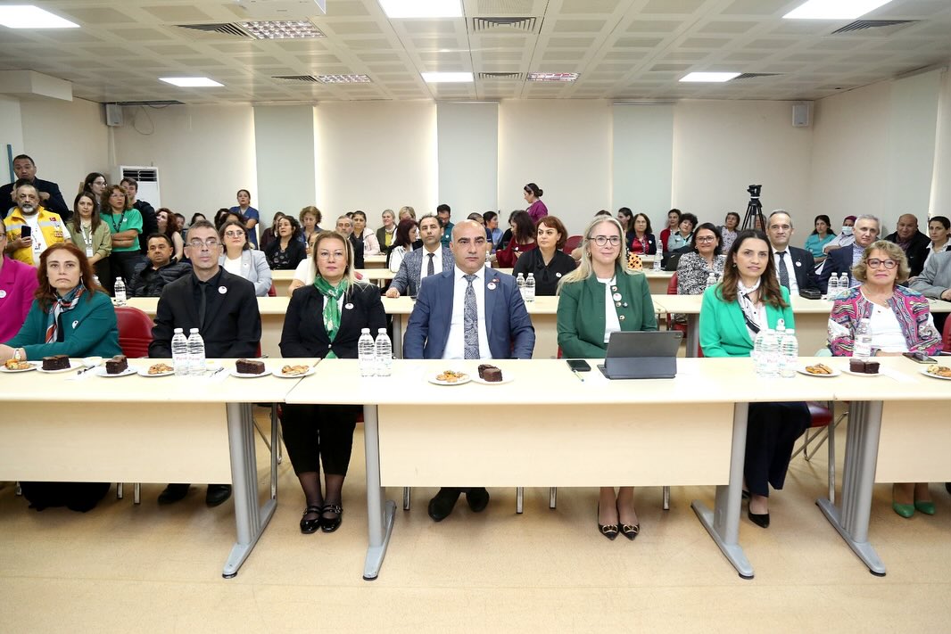 Küçükler İçin Büyük Umut: Organ Bağışı Sempozyumu İzmir’de Gerçekleştirildi