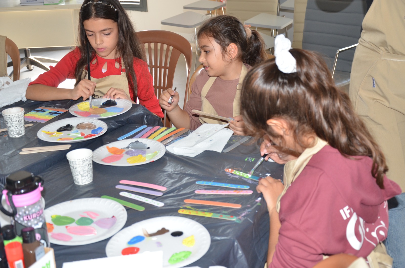 Üretici Memnun, Tüketici Memnun: Üretici Pazarı Efes Tarlası Yaşam Köyü’nde bereketiyle devam ediyor