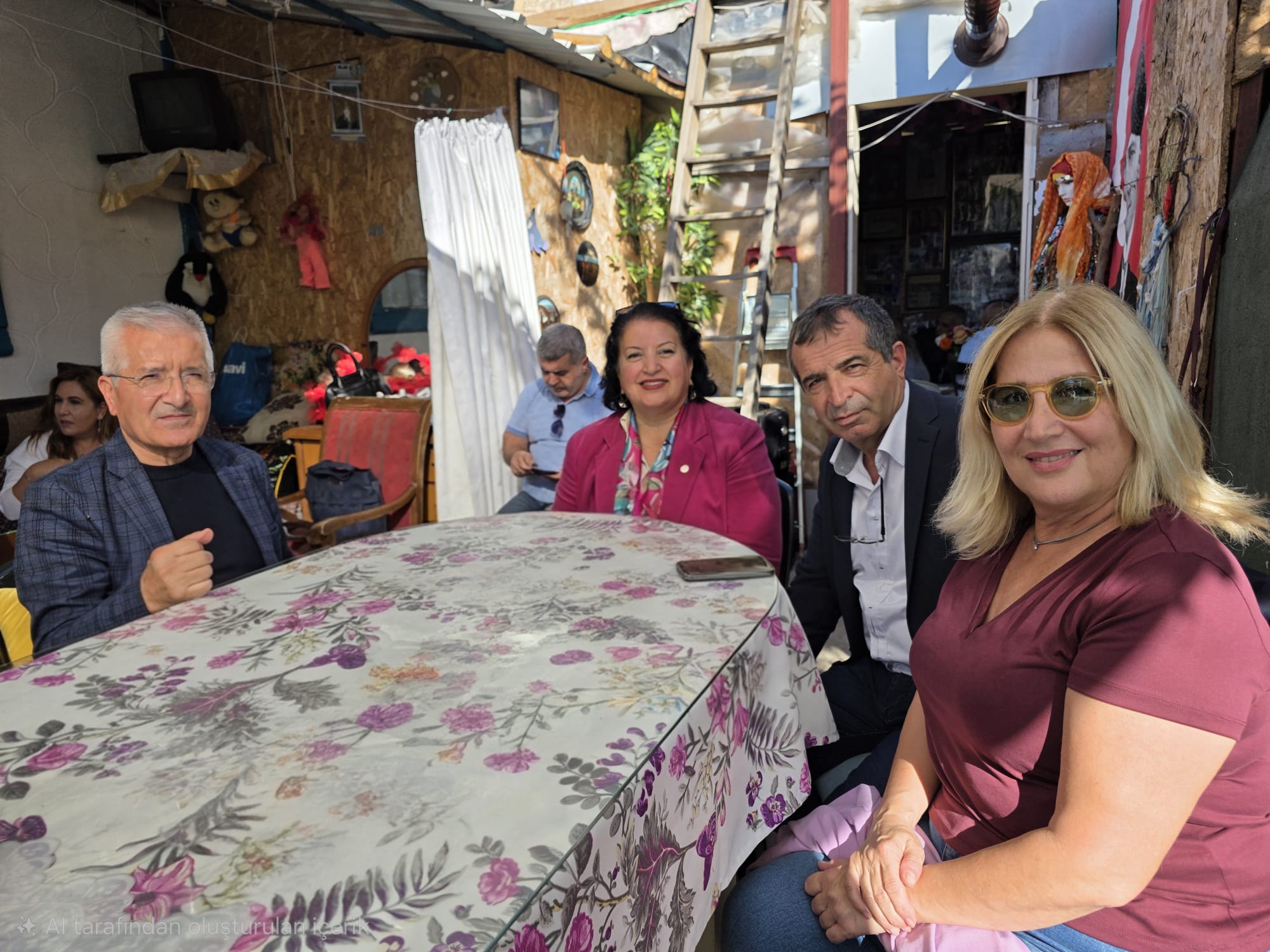 Sultan Tatlı, Gönül Dostlarını Bir Araya Getirdi