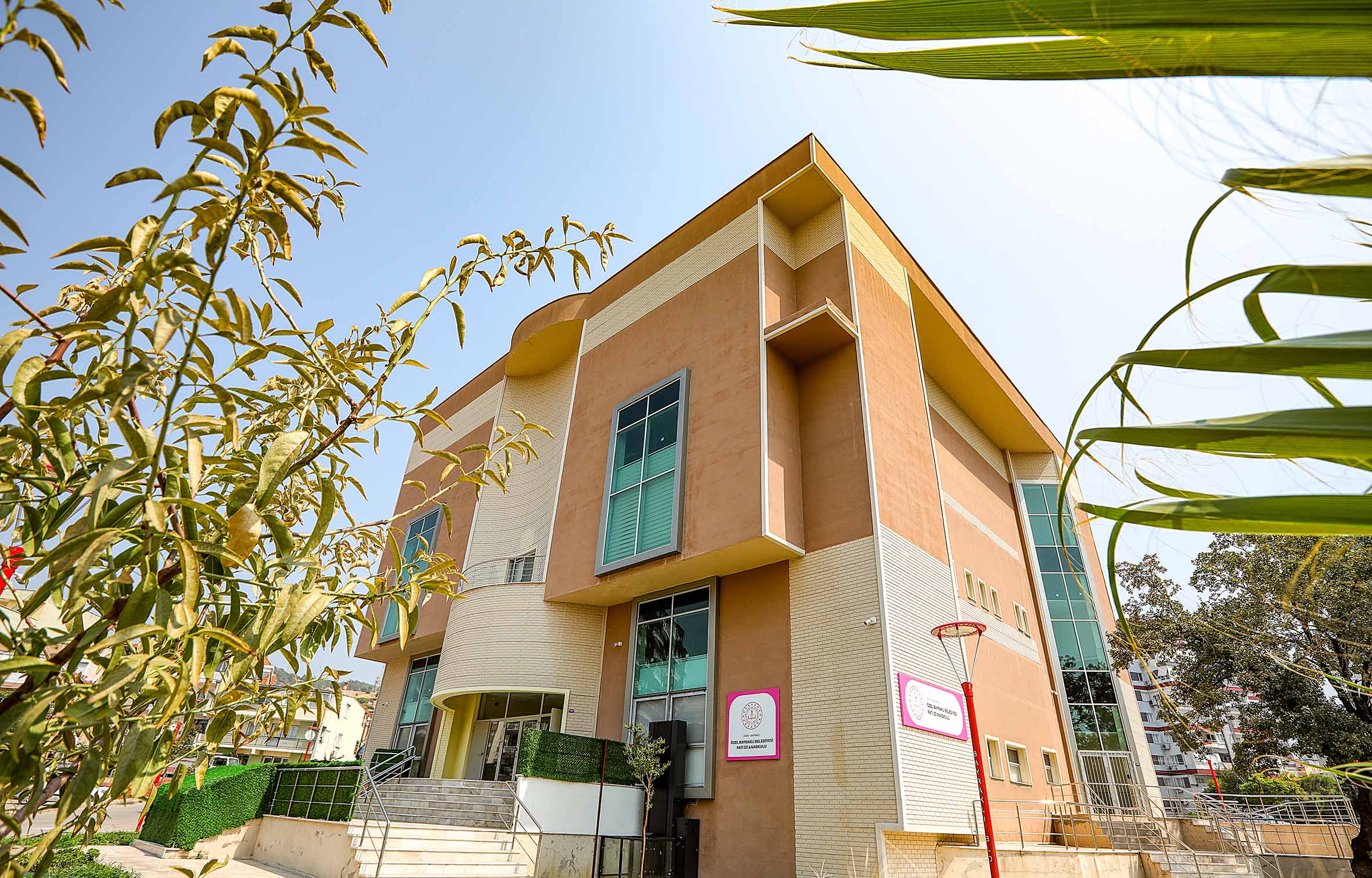 Bayraklı’nın yeni anaokulu yola çıkıyor