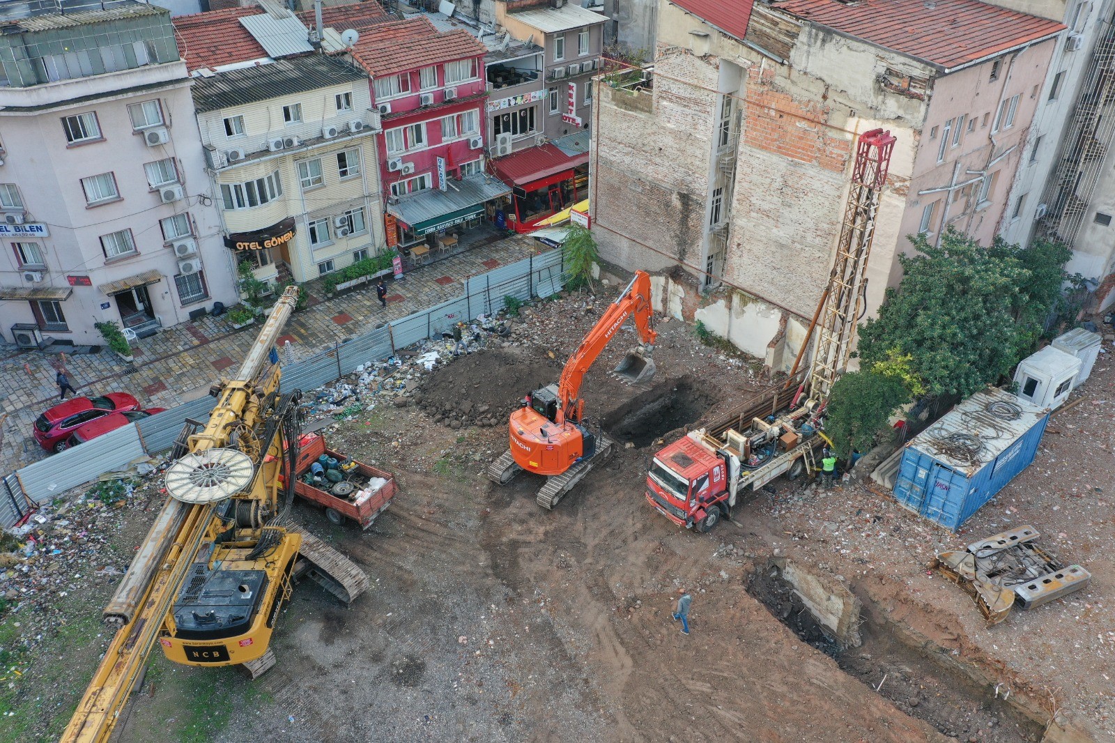 Konak Belediyesi’nin yeni hizmet binası inşaatı başladı
