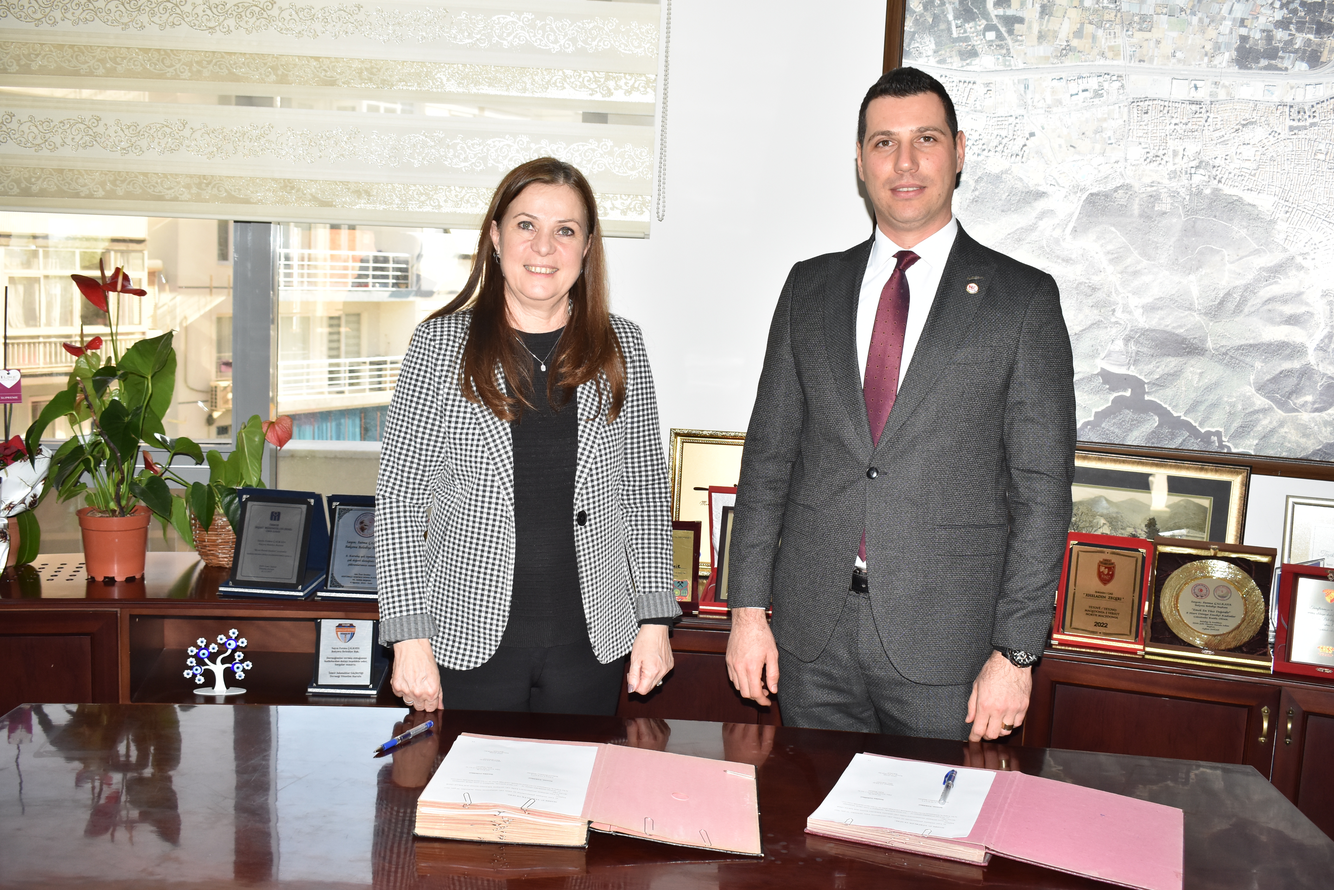 Balçova’da  Memurlarla toplu sözleşme imzalandı