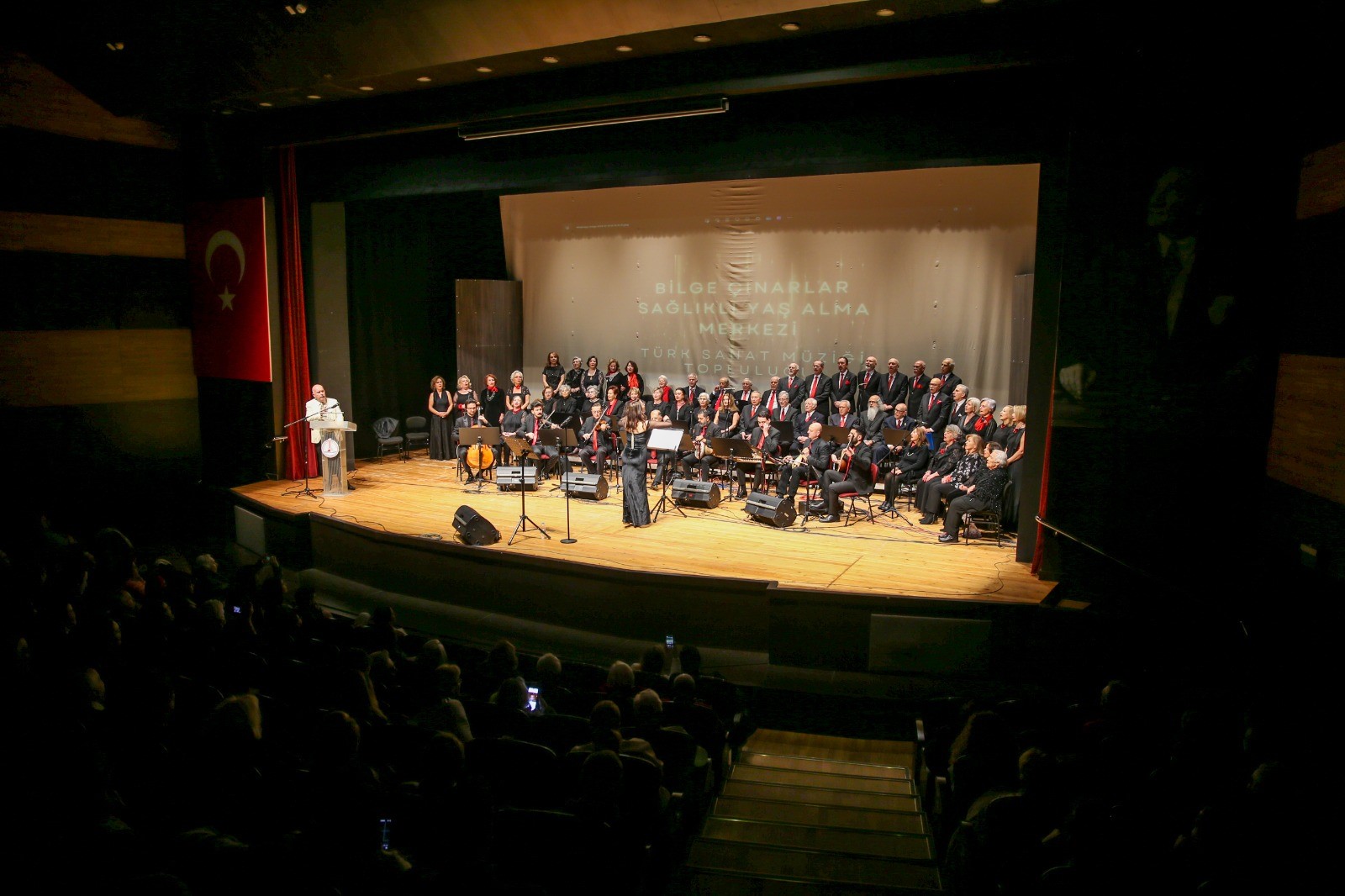 Bilge Çınarlar’dan Türk Sanat Müziği Konseri