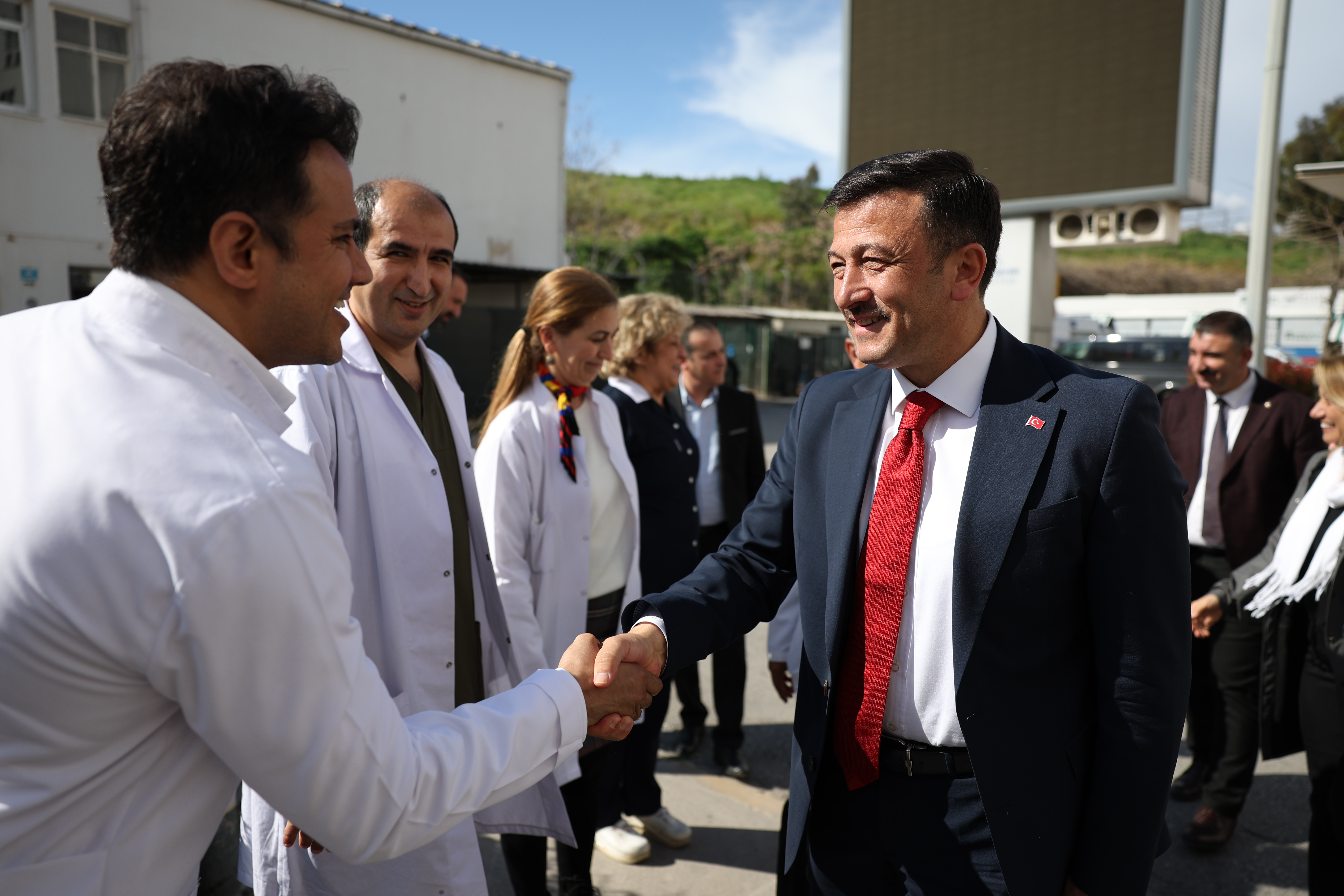 AK Partili Dağ’dan Eşrefpaşa Hastanesi'ne ziyaret