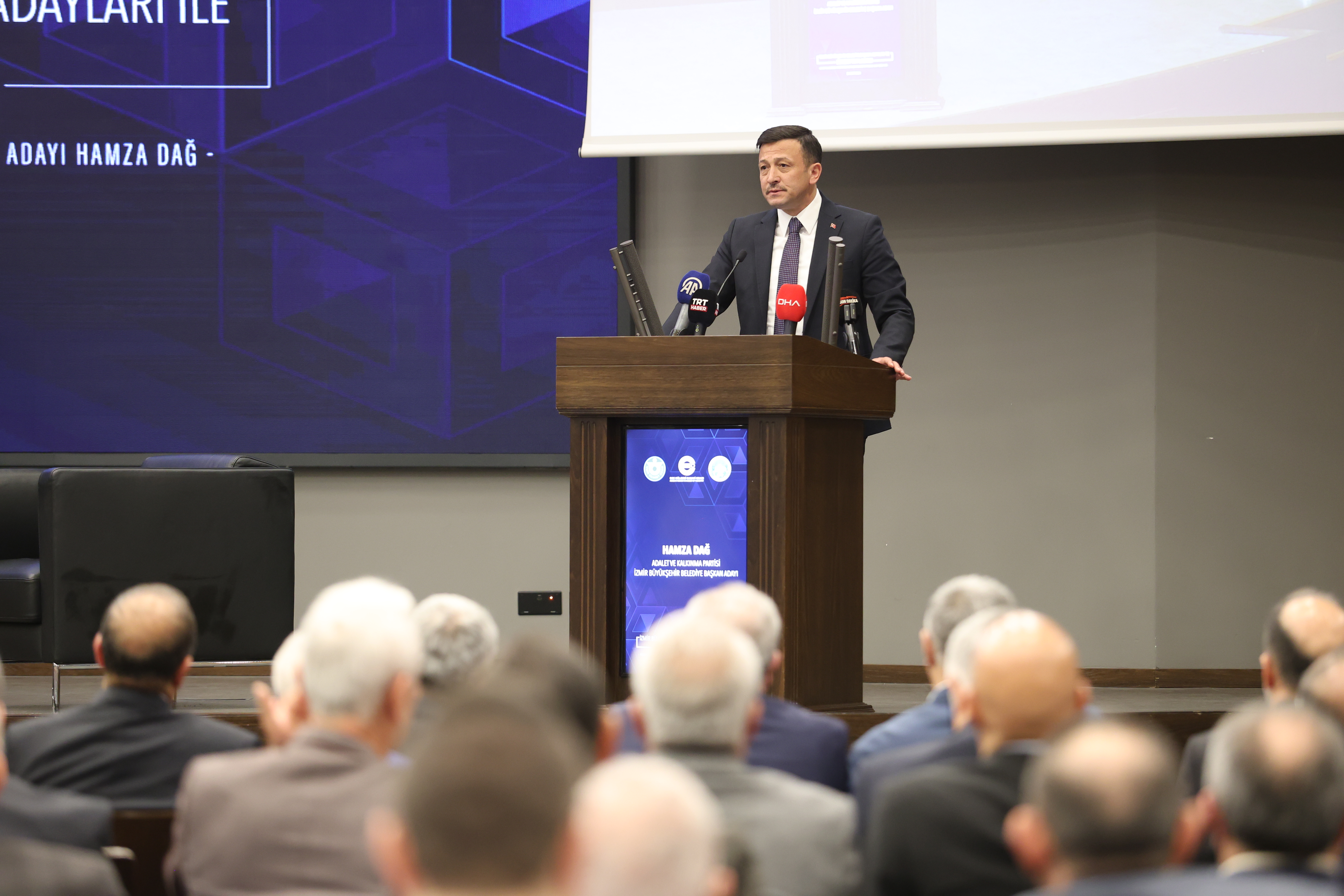 İzmir Ticaret Odası, "İzmir Büyükşehir Belediye Başkan Adayları ile Sohbet Toplantısı