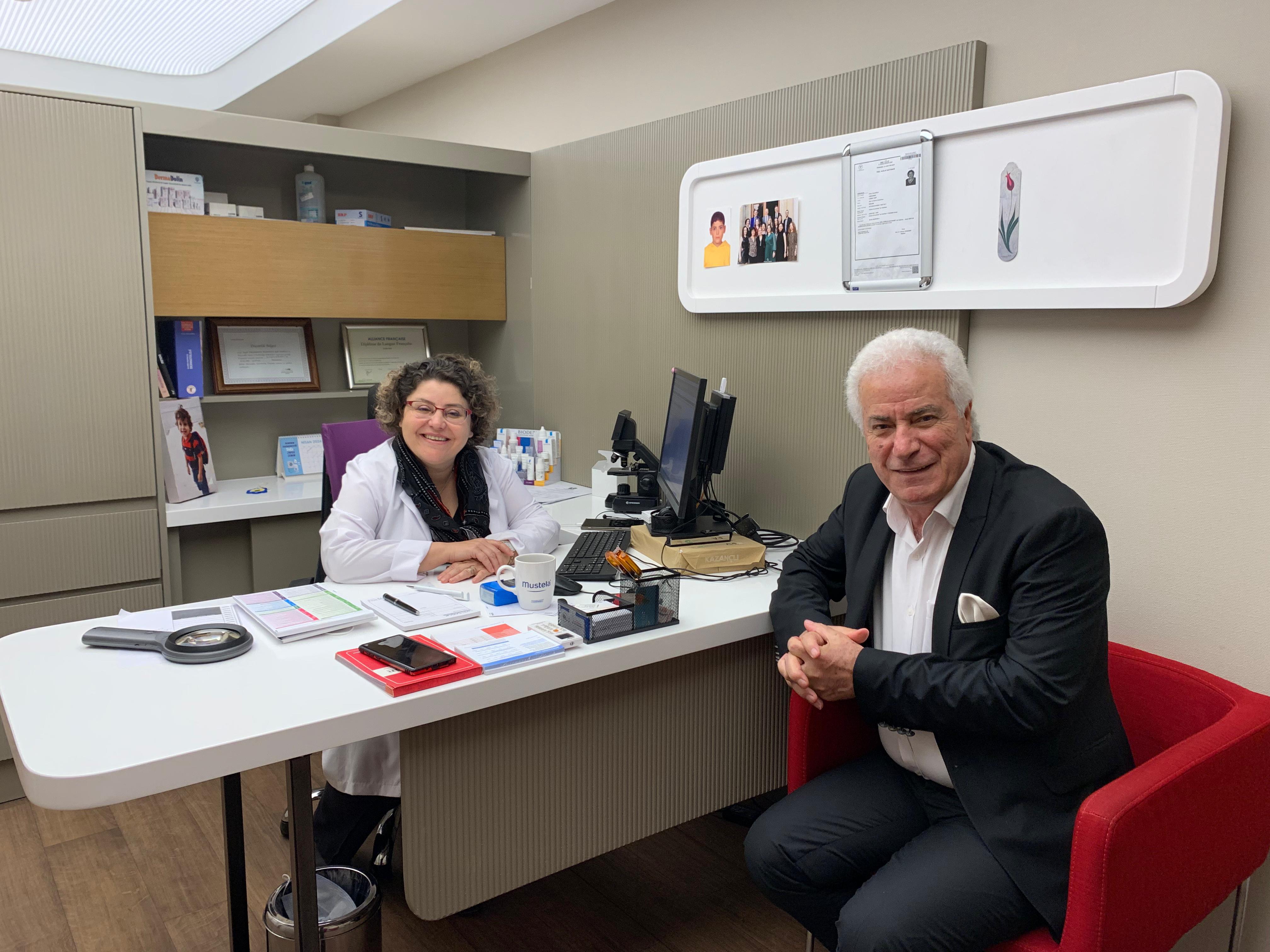 Salih Erkek'ten hastane çalışanlarına büyük övgü!